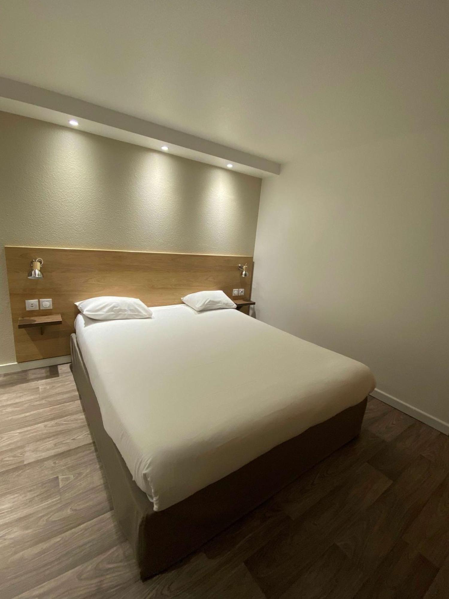 Double Room,1042344988:JPEG