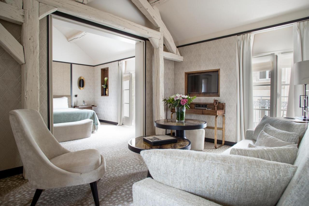 Suite with Terrace Club