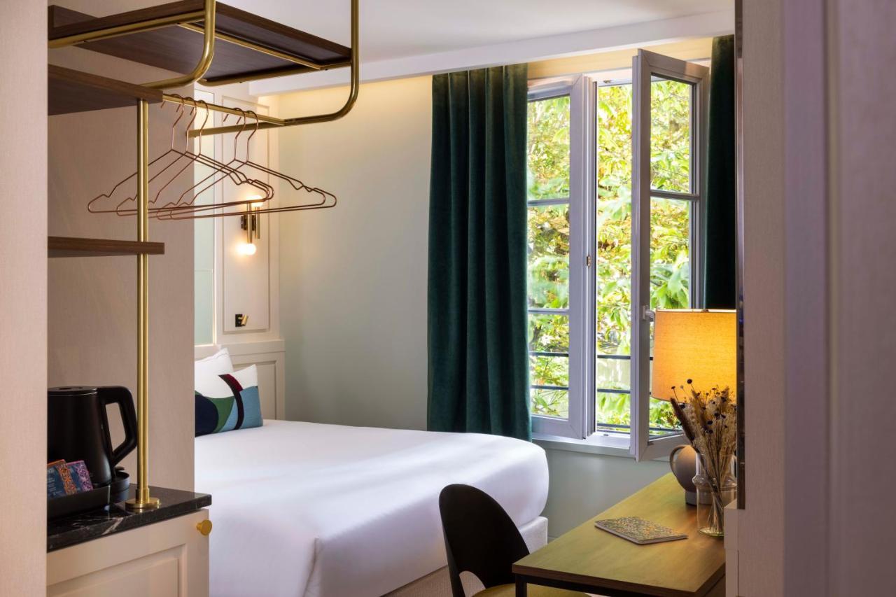 Double Room Exotique