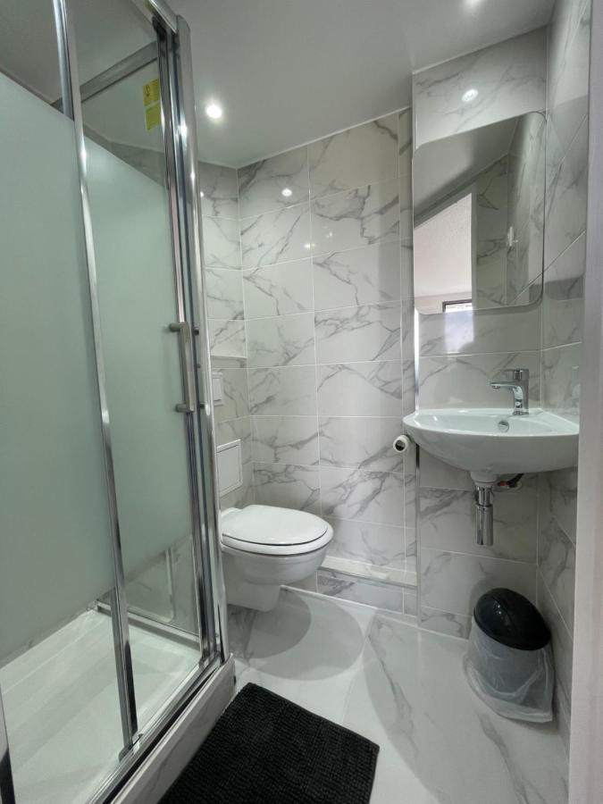 Double Room,1545409930:JPEG