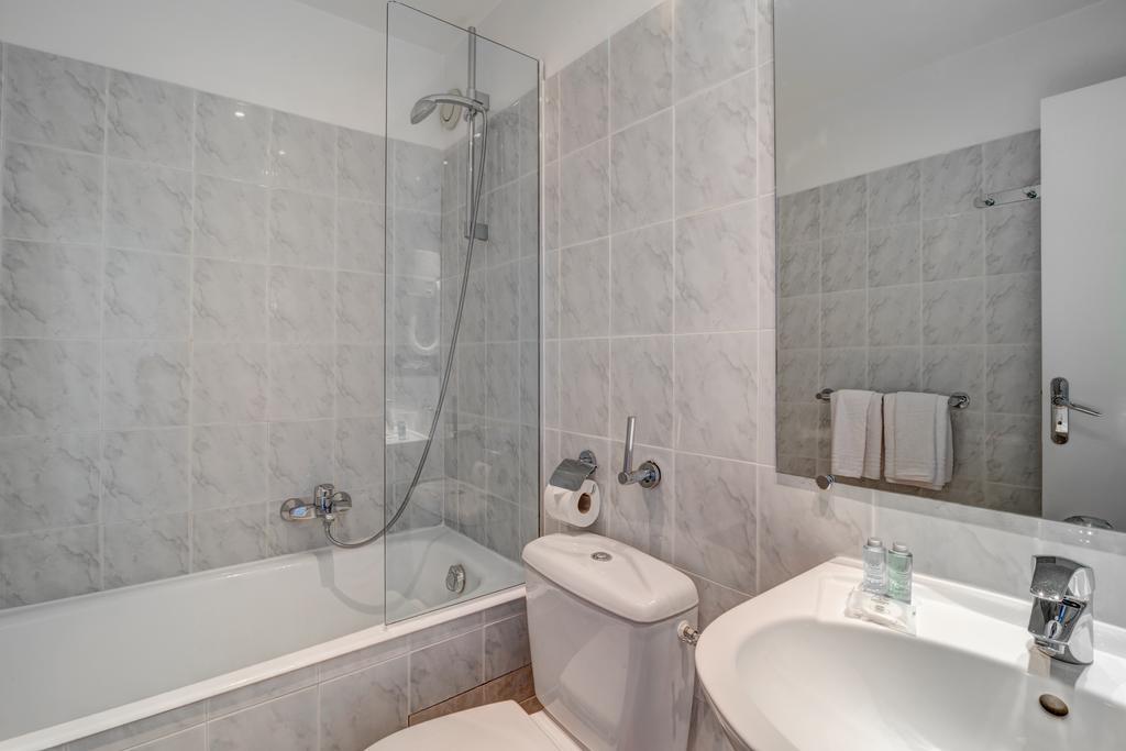 Double Room,117498679:JPEG