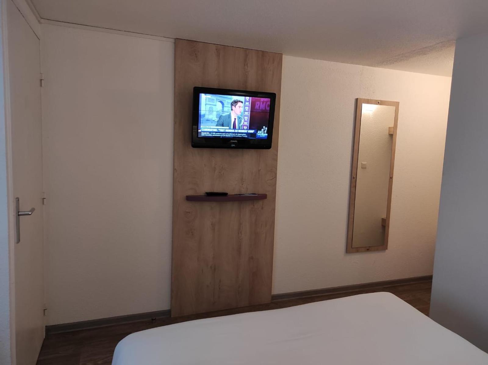 Double Room,1742582138:JPEG