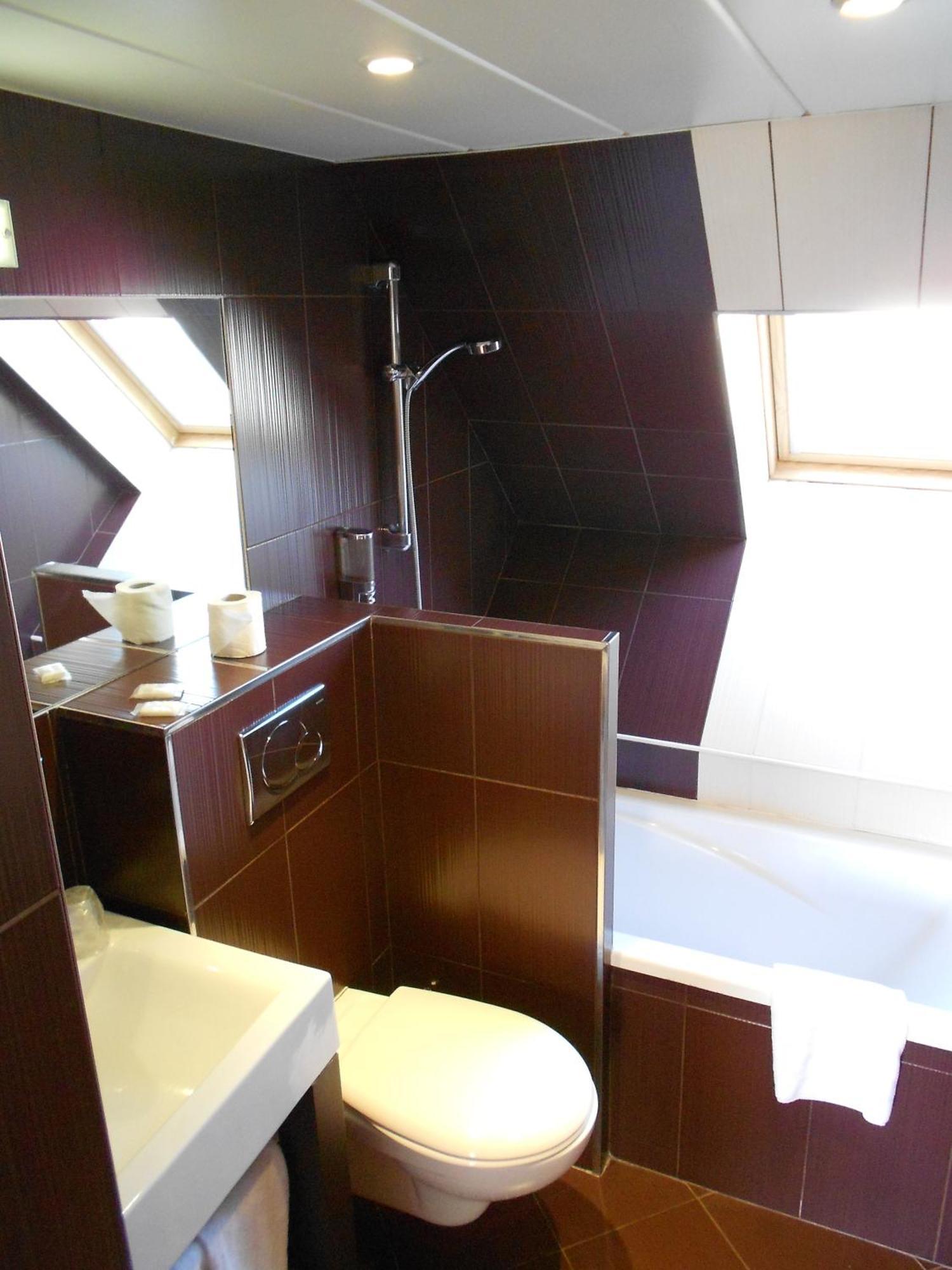 Quarto Duplo