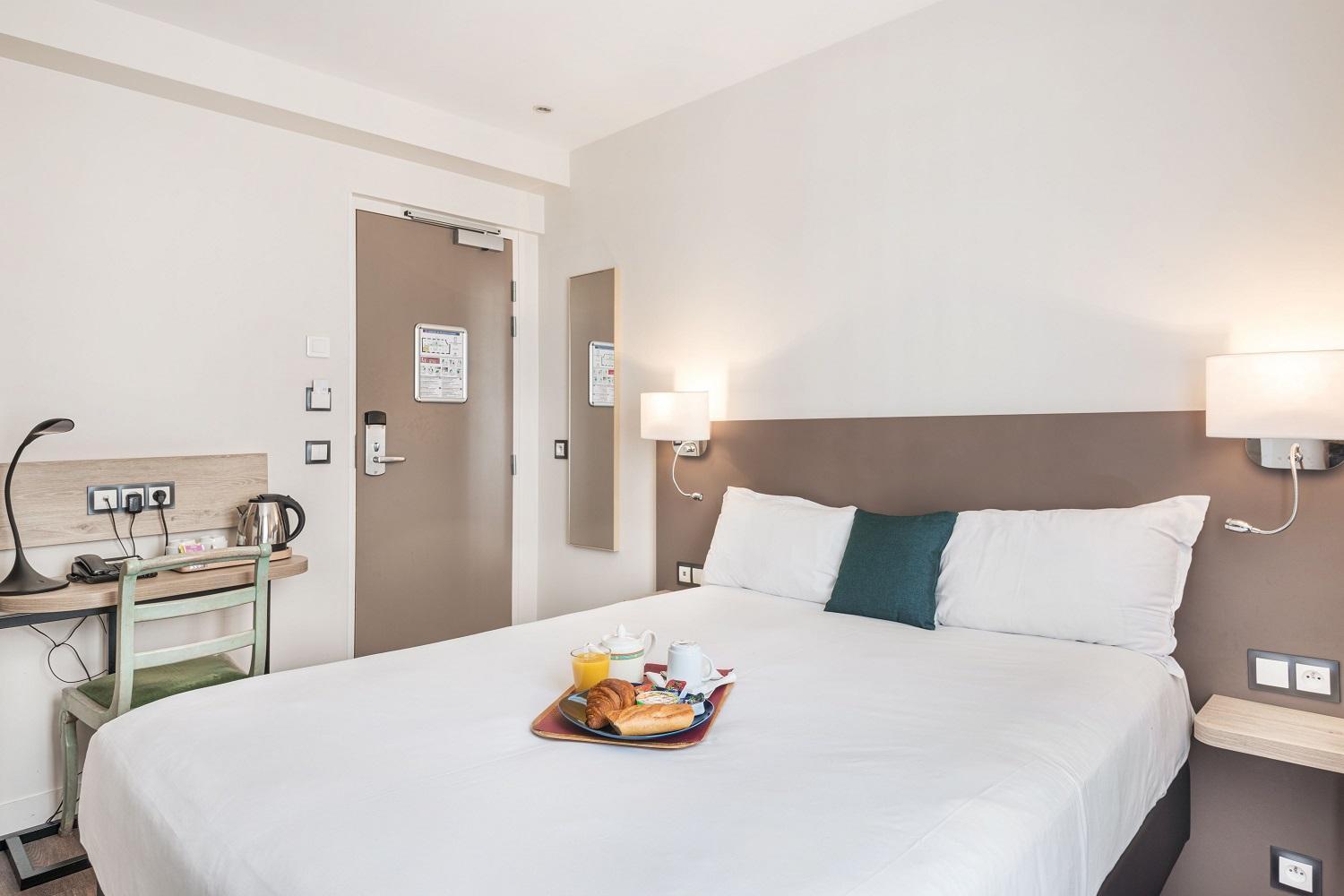 Double Room,1444737292:JPEG
