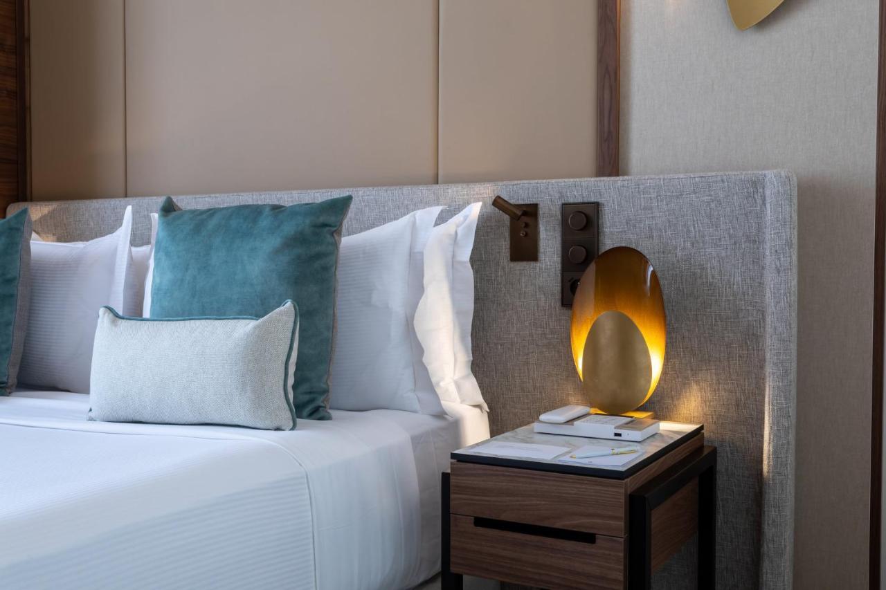 Klassieke Kamer met Queensize Bed en Balkon