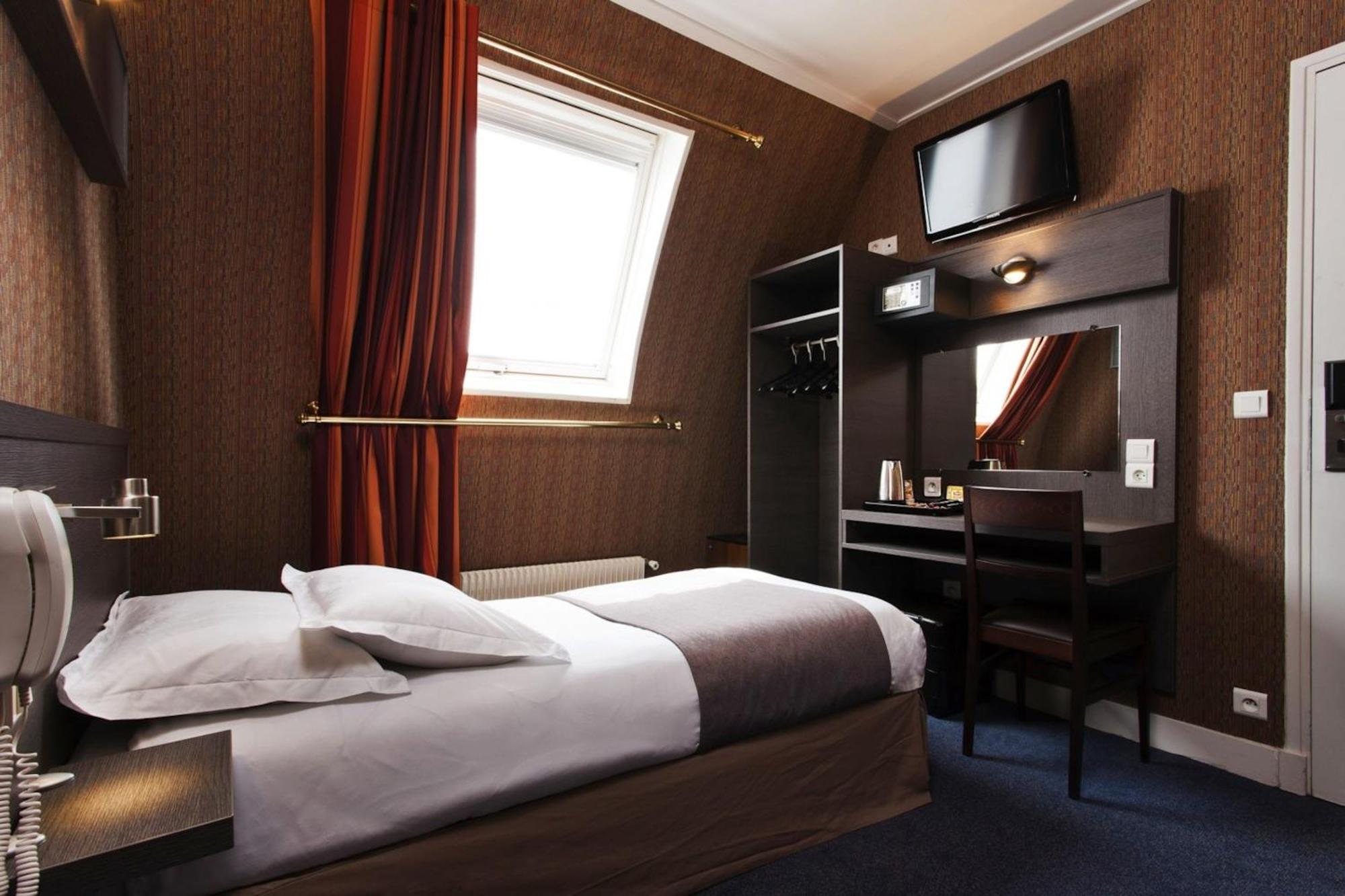 Single Room,1249686400:JPEG