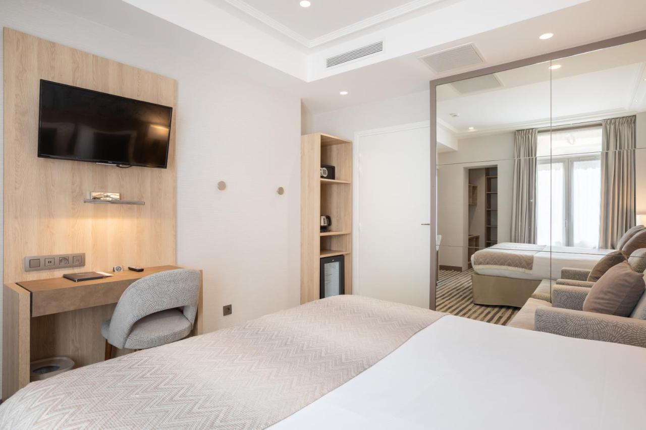 Two Adjacent Double Rooms
