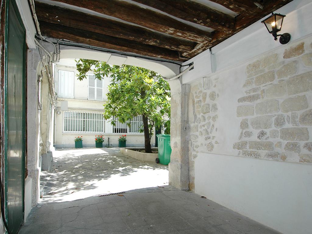 Marais Temple,127015974:JPEG
