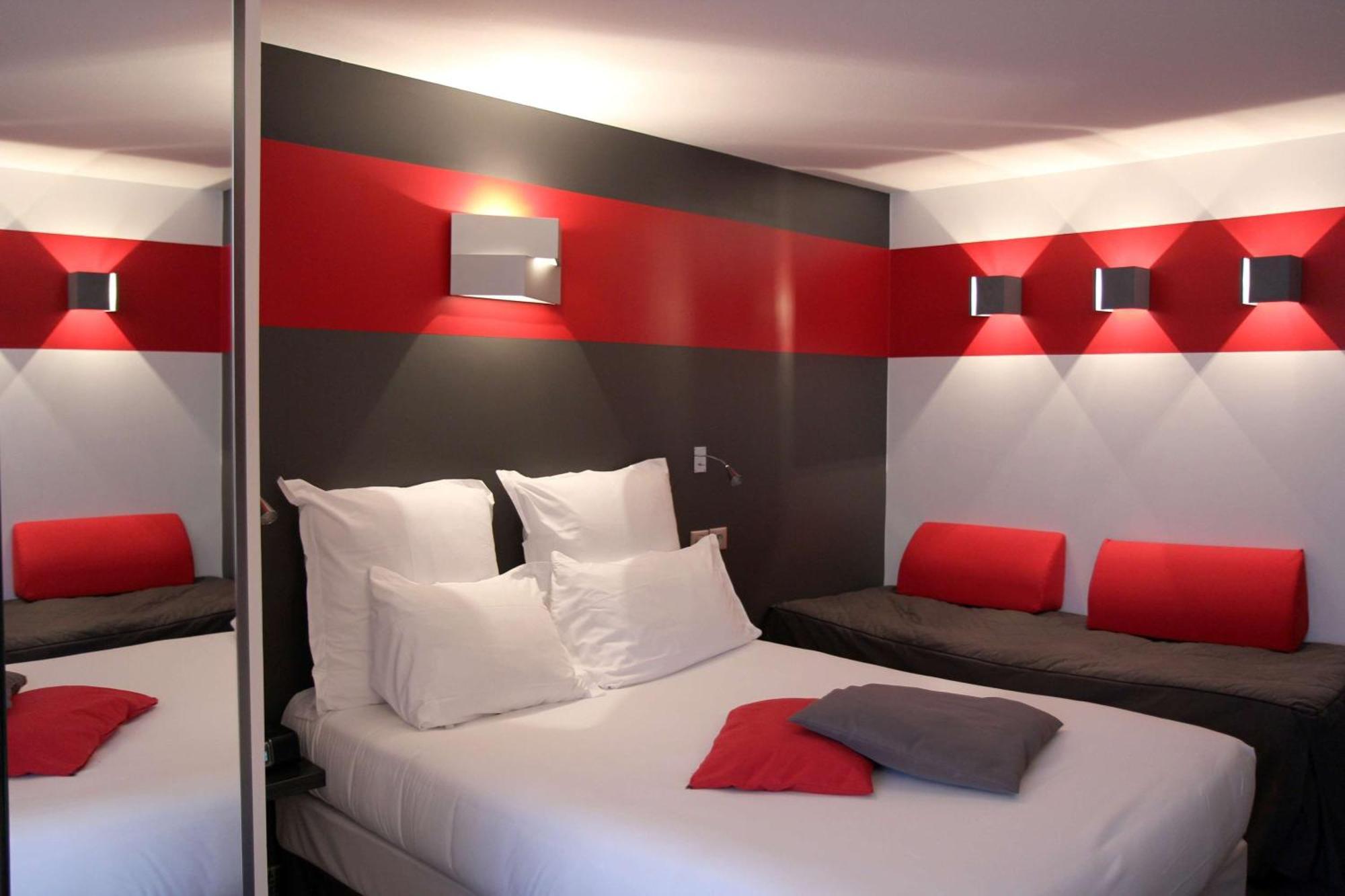Premium Double Room sofa bed,1445276209:JPEG