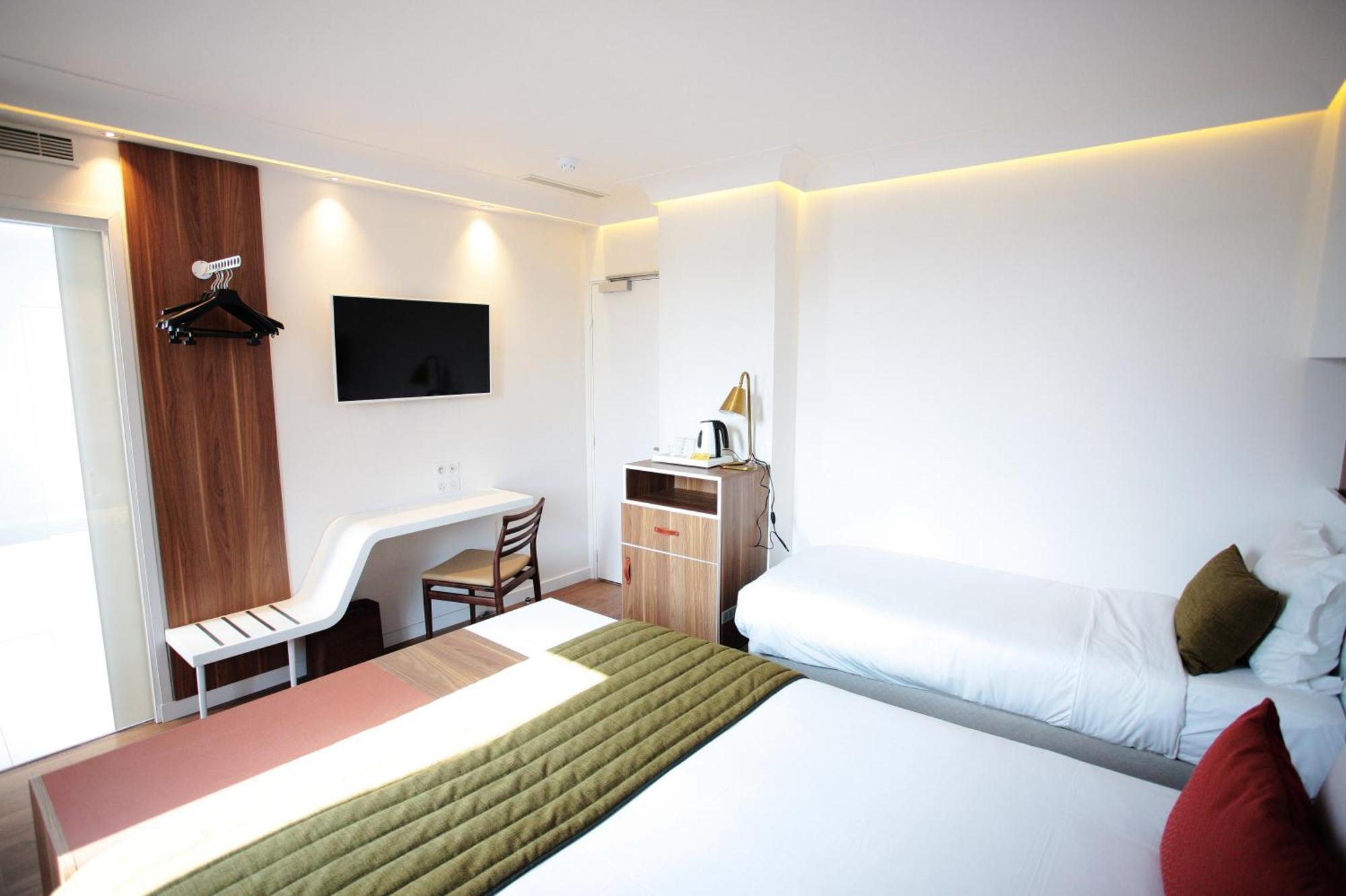 Executive Triple Room