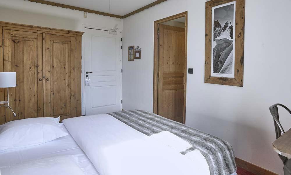 Double Room,1297516015:JPEG