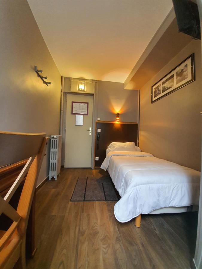 Economy Single Room shared shower