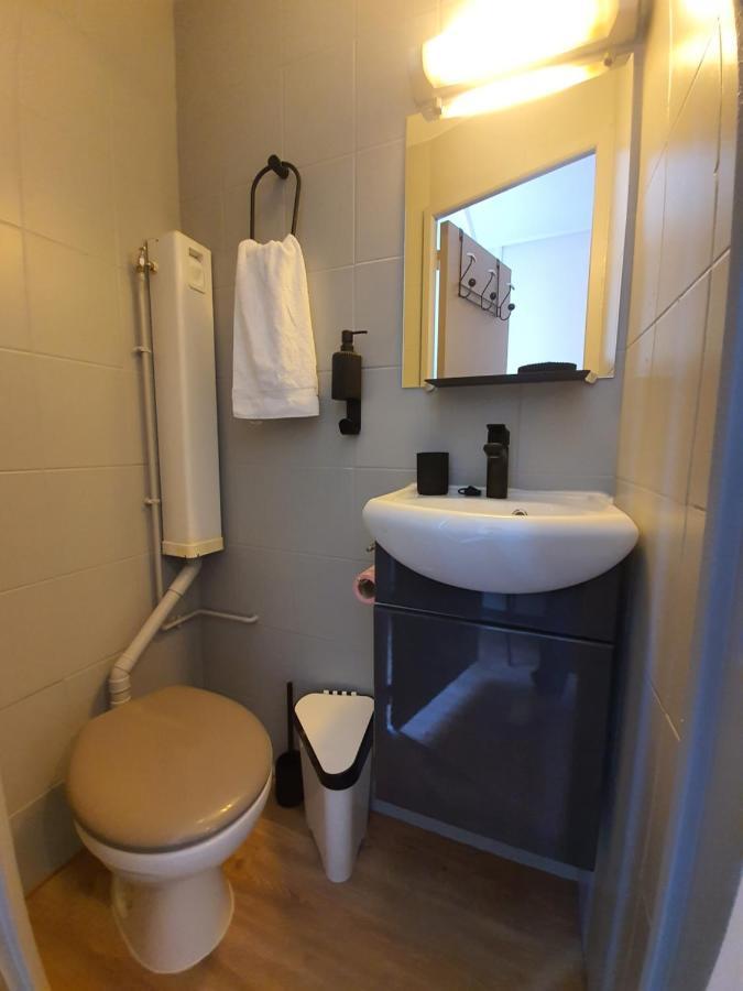 Economy Single Room shared shower