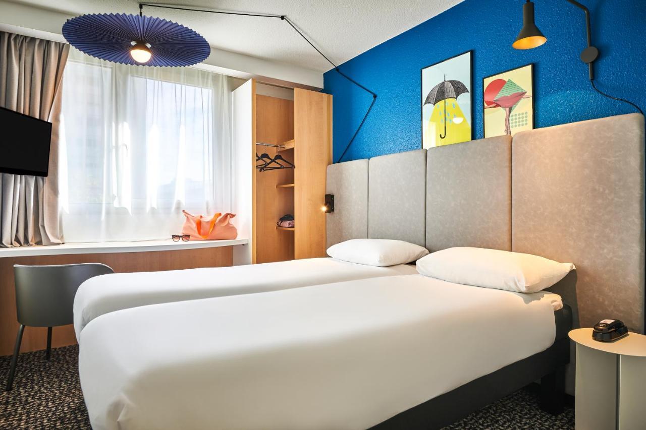 Standard Room Two Single Beds