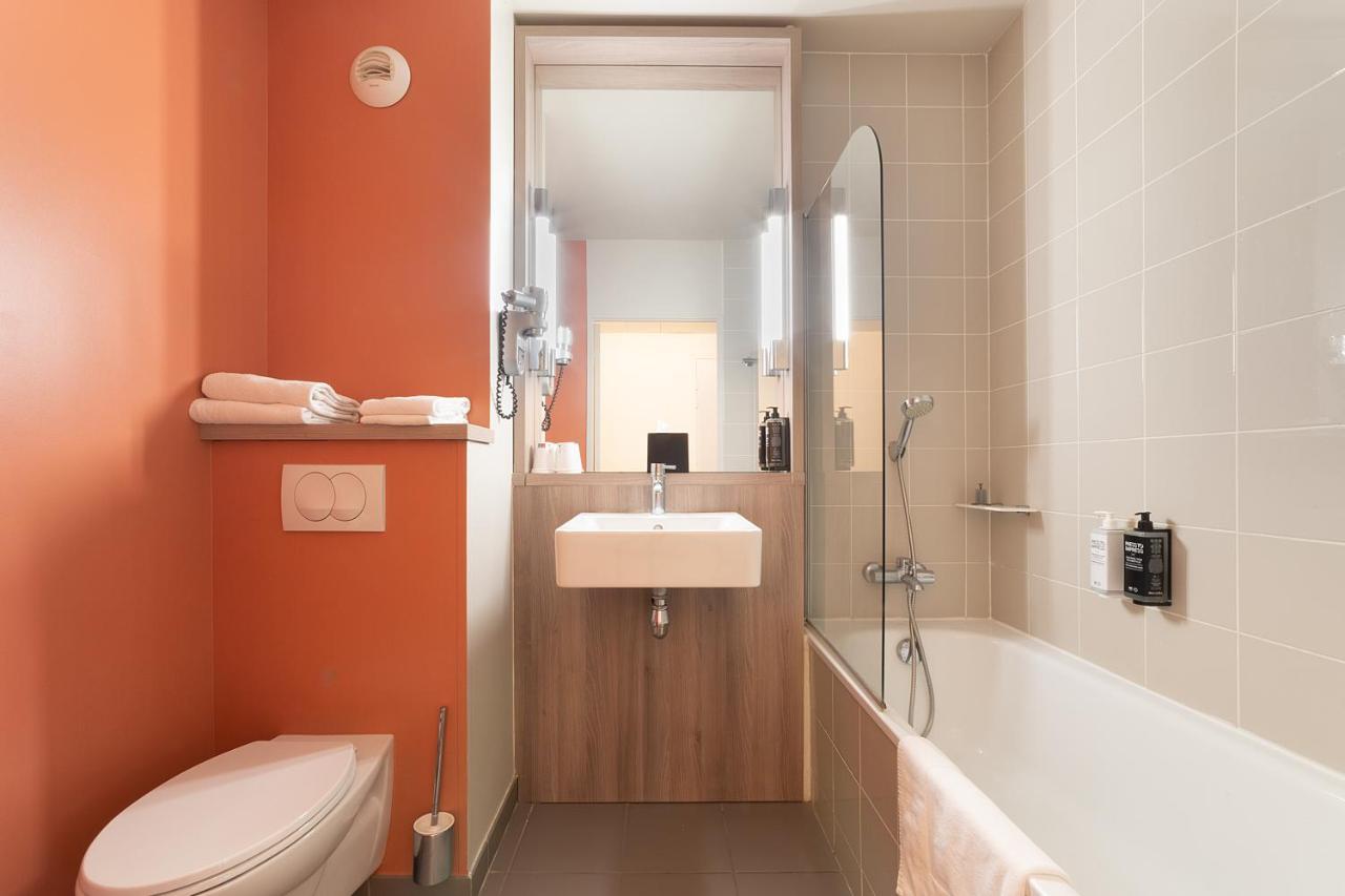 Standard Double Room,1363301474:JPEG