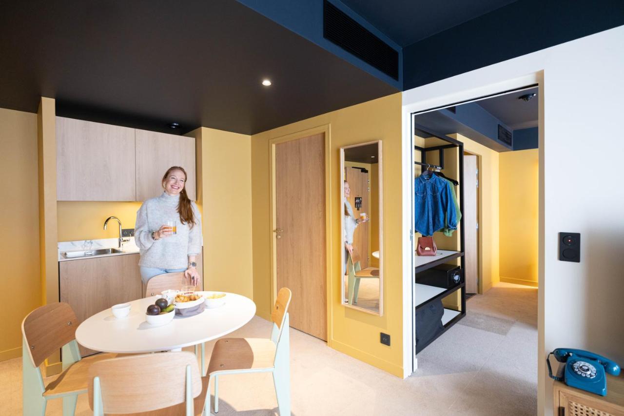 One-Bedroom Apartment,1369528022:JPEG
