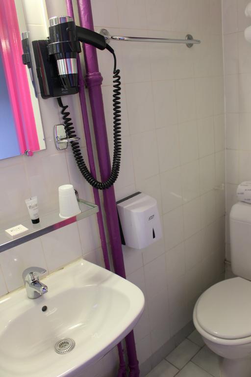 Budget Double Room,139123812:JPEG