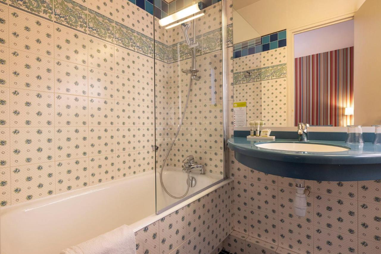 Twin Room,1397226824:JPEG