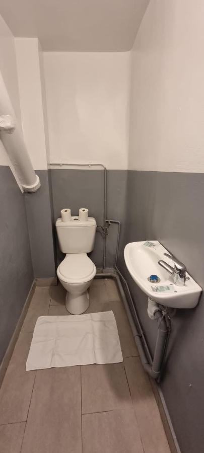 Double Room Shared Toilet