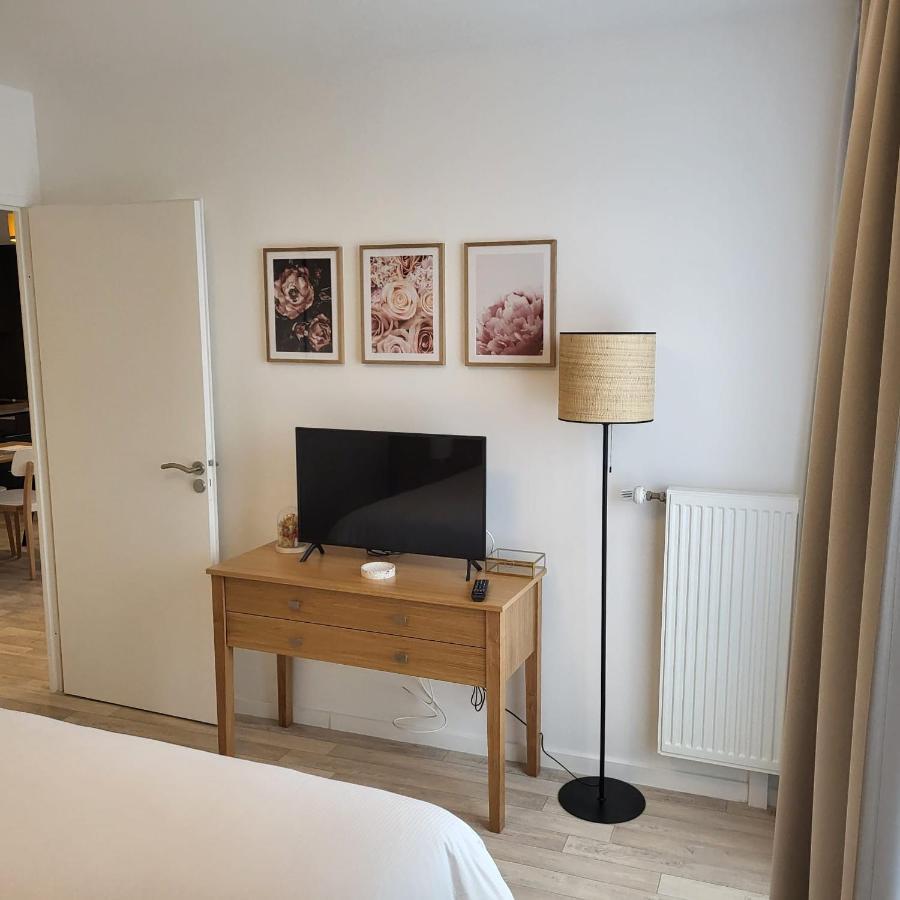 One-Bedroom Apartment,1480534316:JPEG