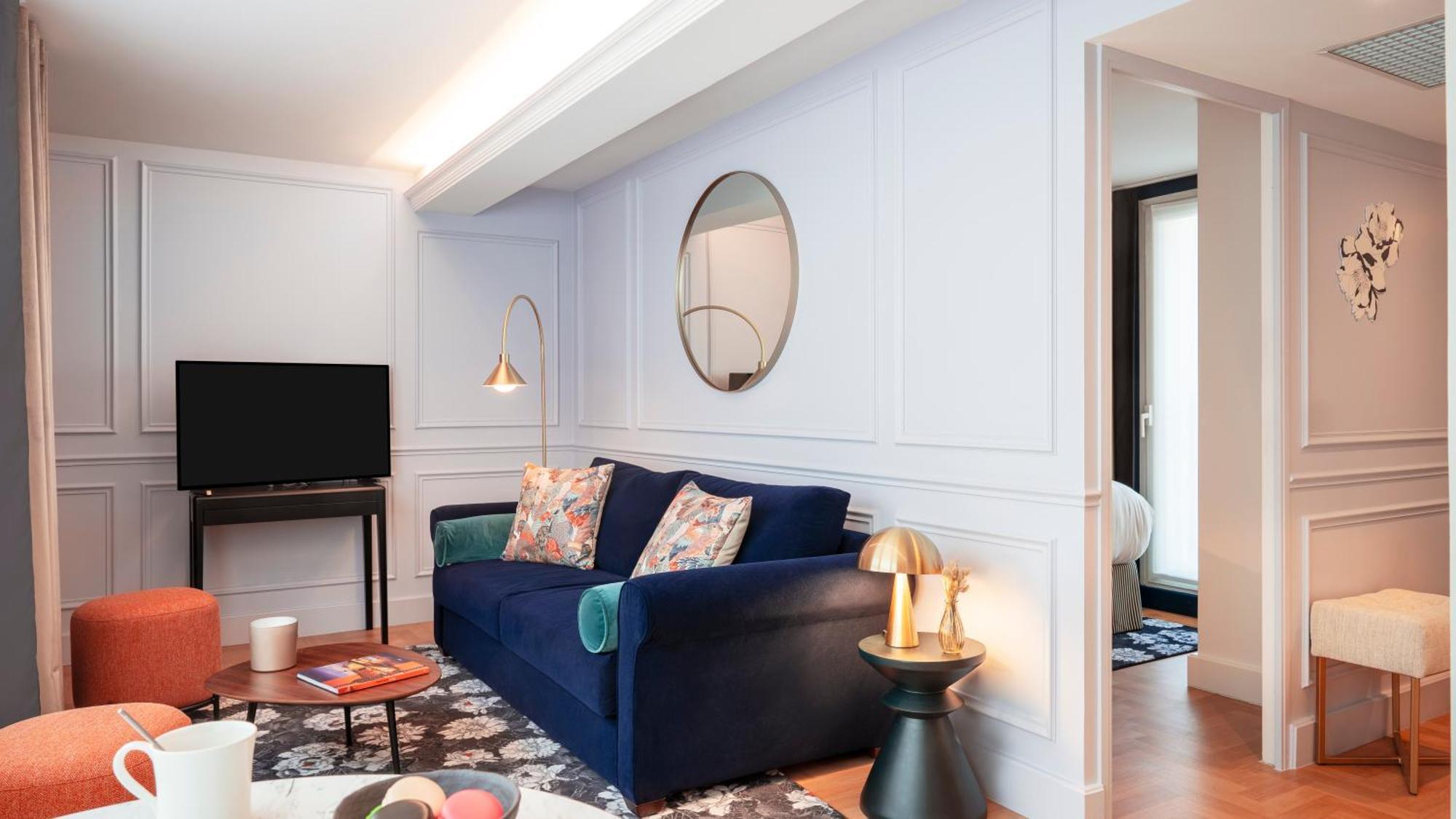 Parisian Junior Suite