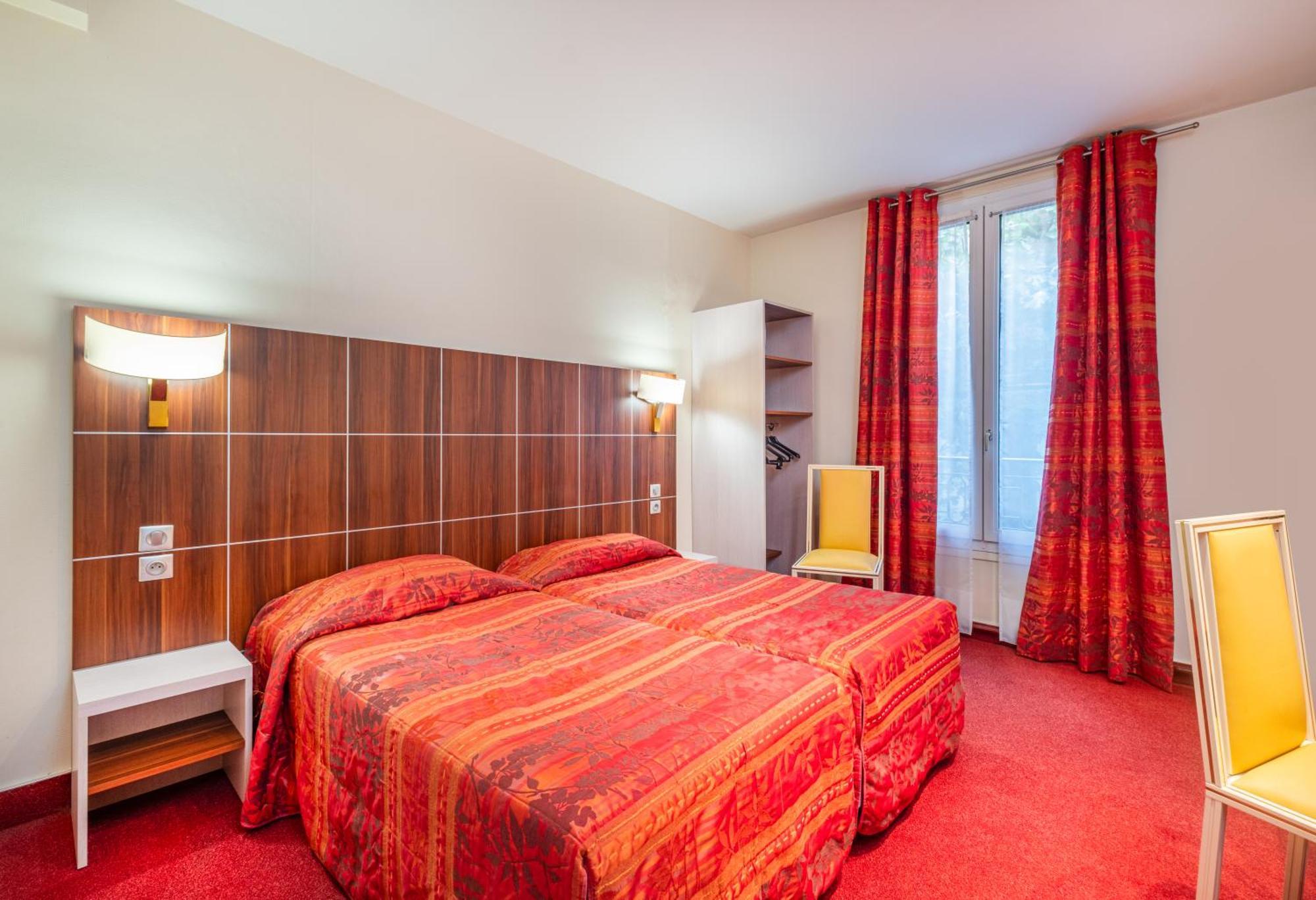 Superior Twin Room without elevator