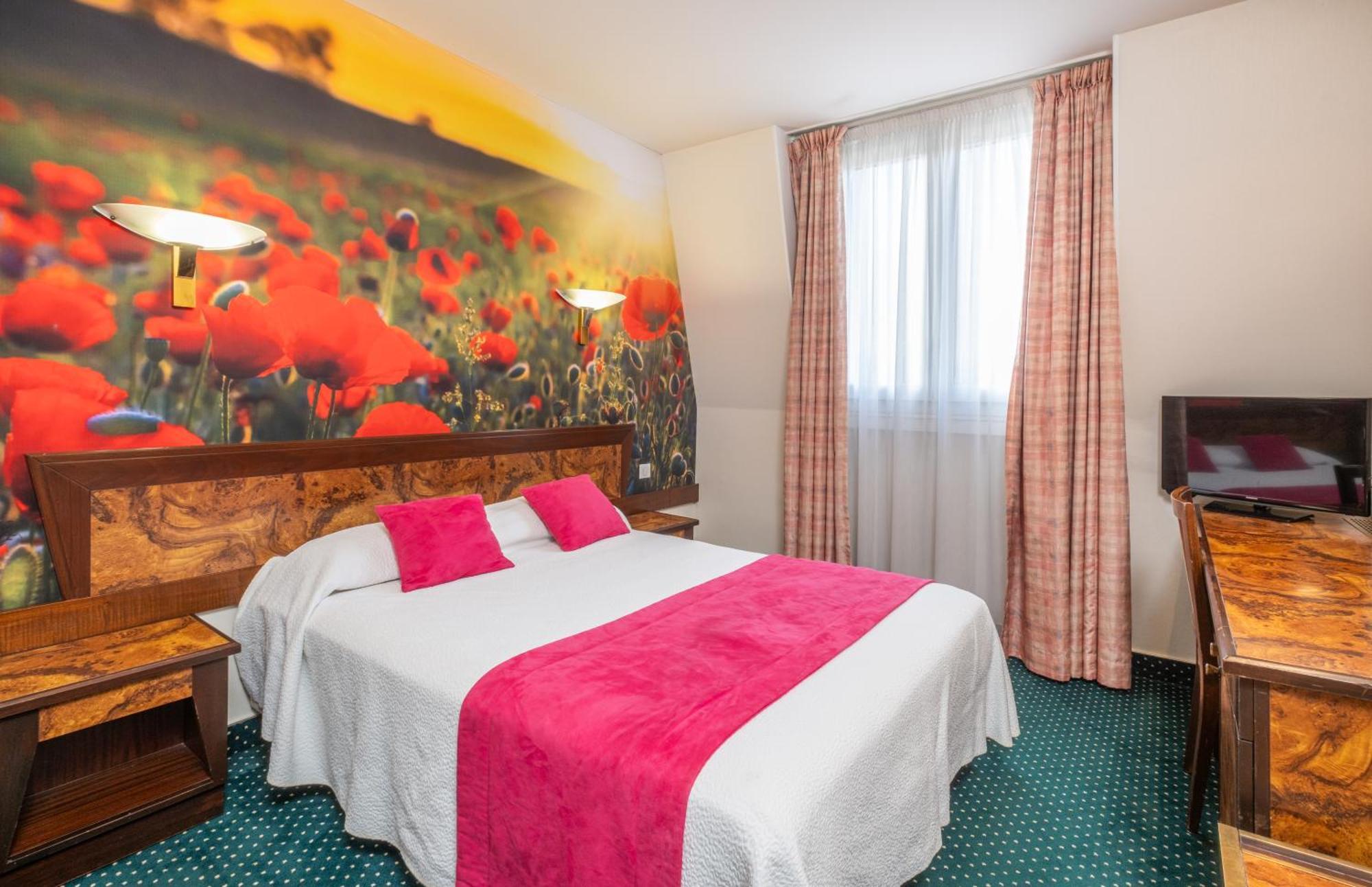 Club Double Room