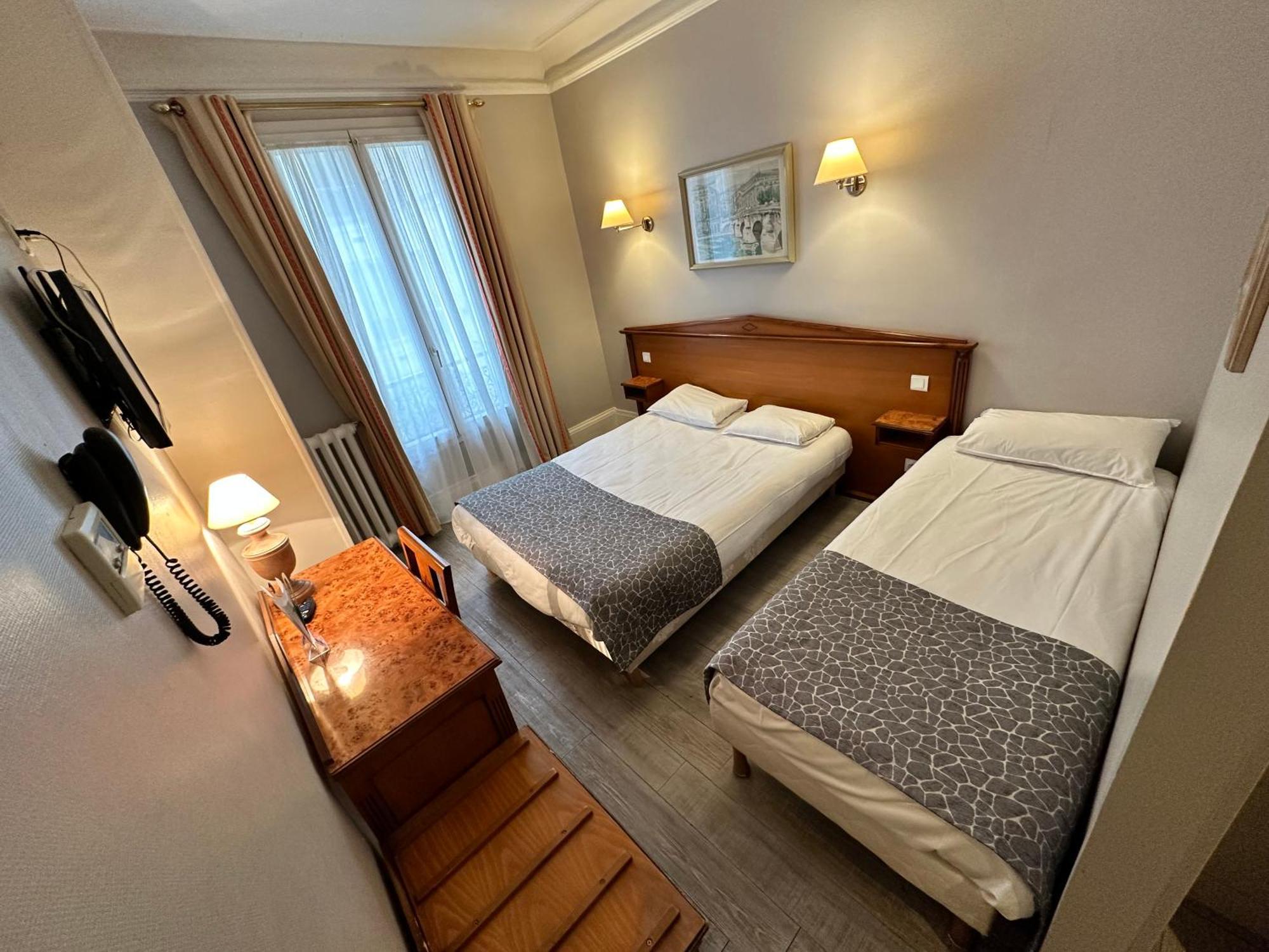 Dreibettzimmer