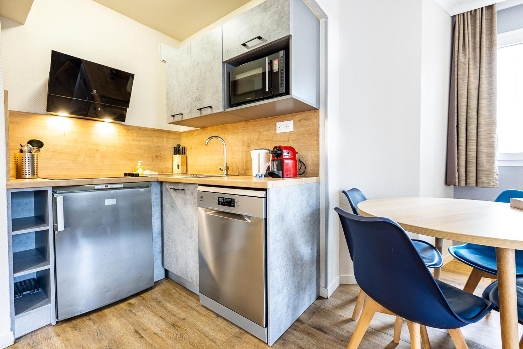 One-Bedroom Apartment
