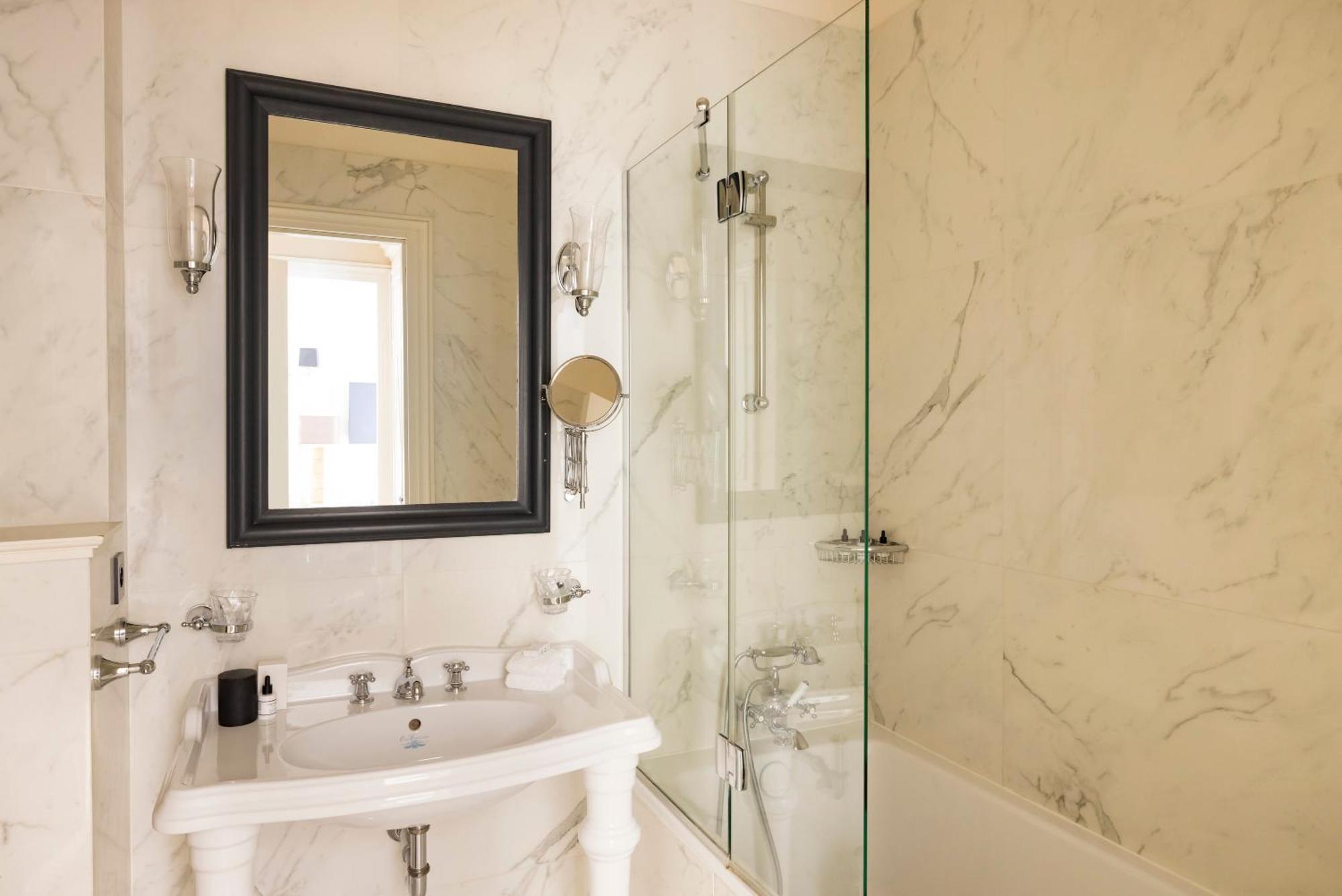 Classic Double or Twin Room