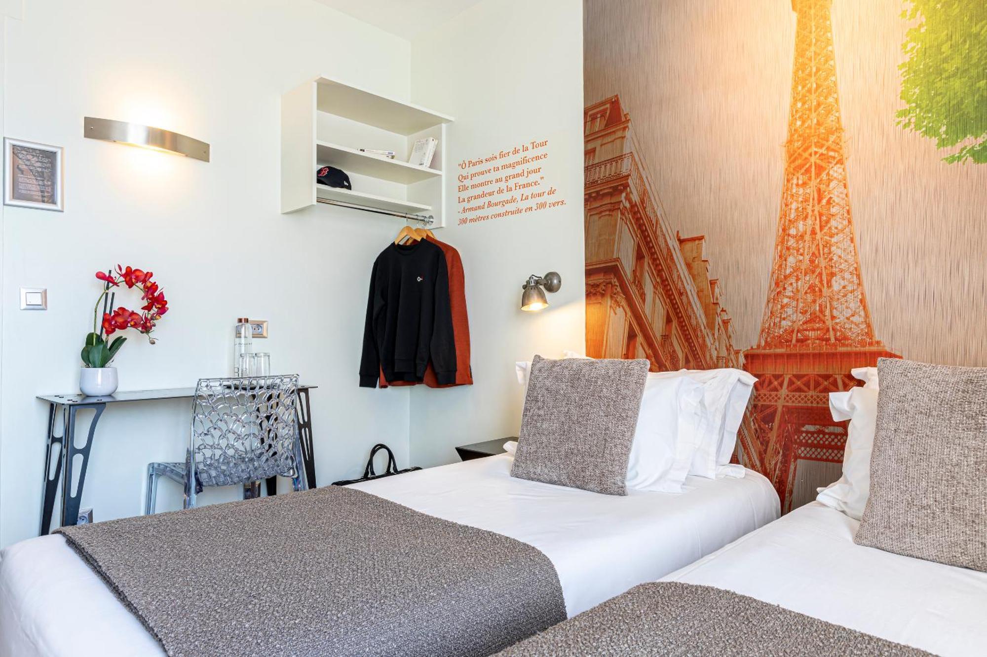 Double Room Eiffel