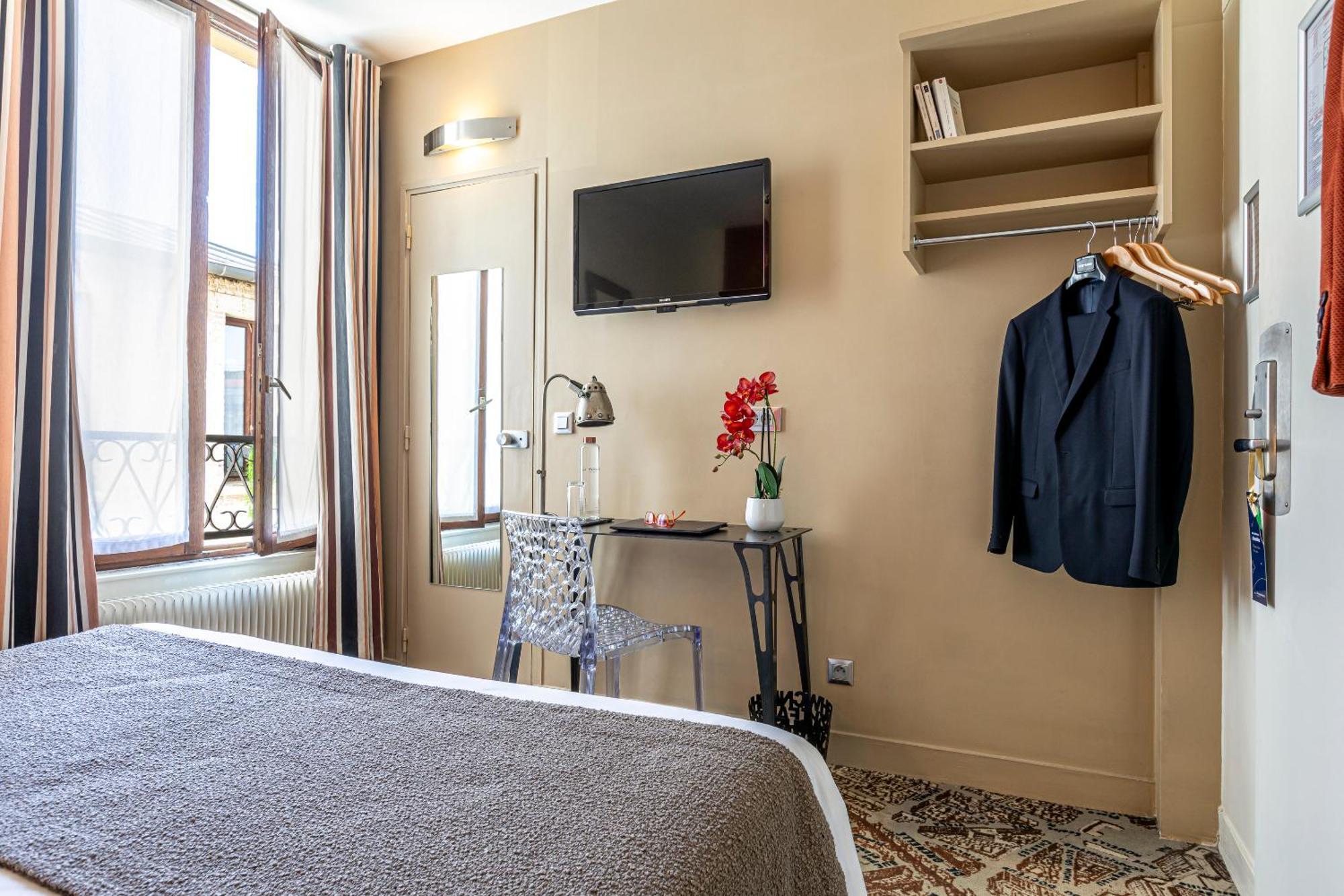 Double Room Eiffel