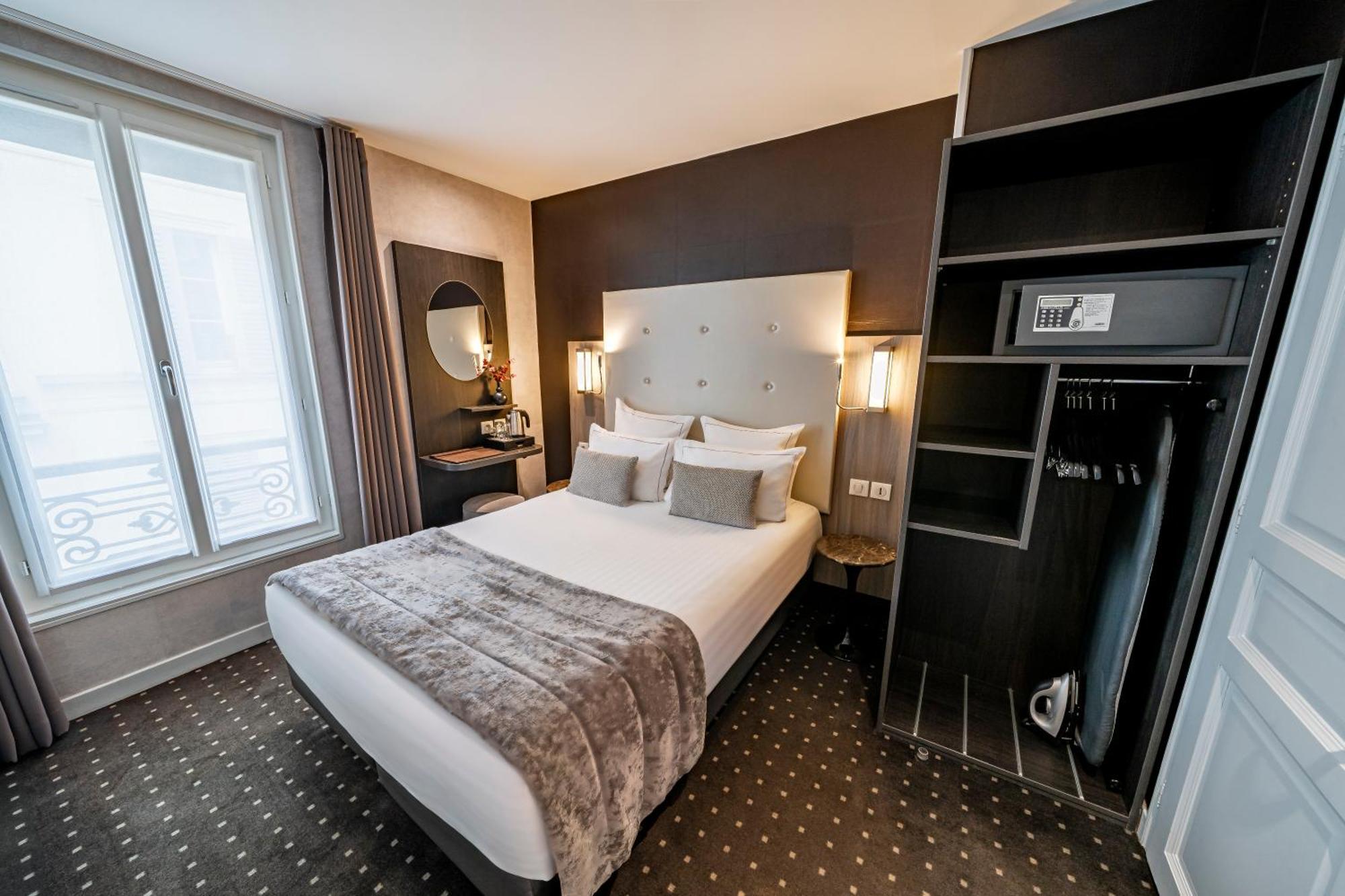 Adjacent Rooms