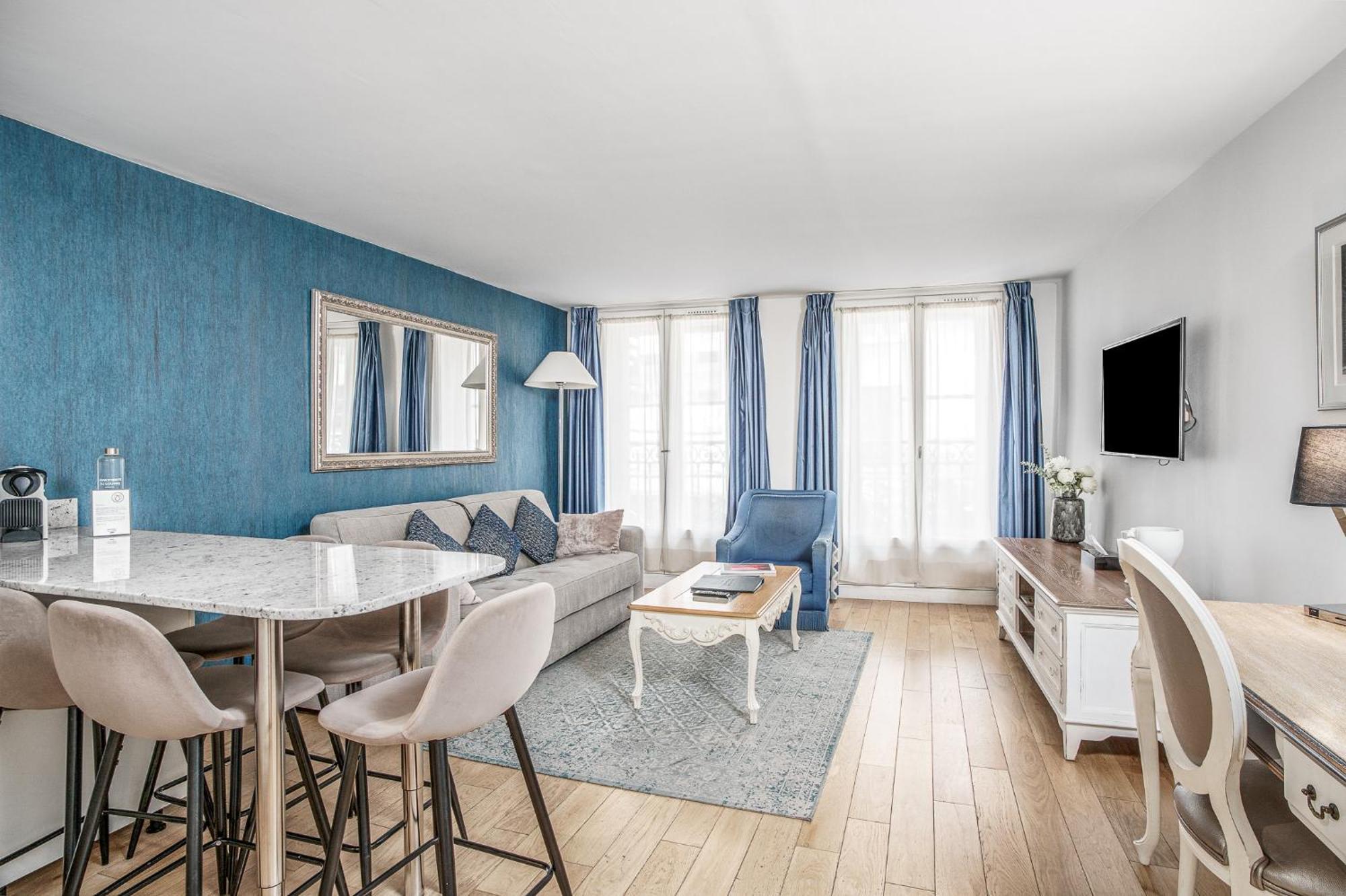 Large One-Bedroom Apartment at 45,1596062921:JPEG