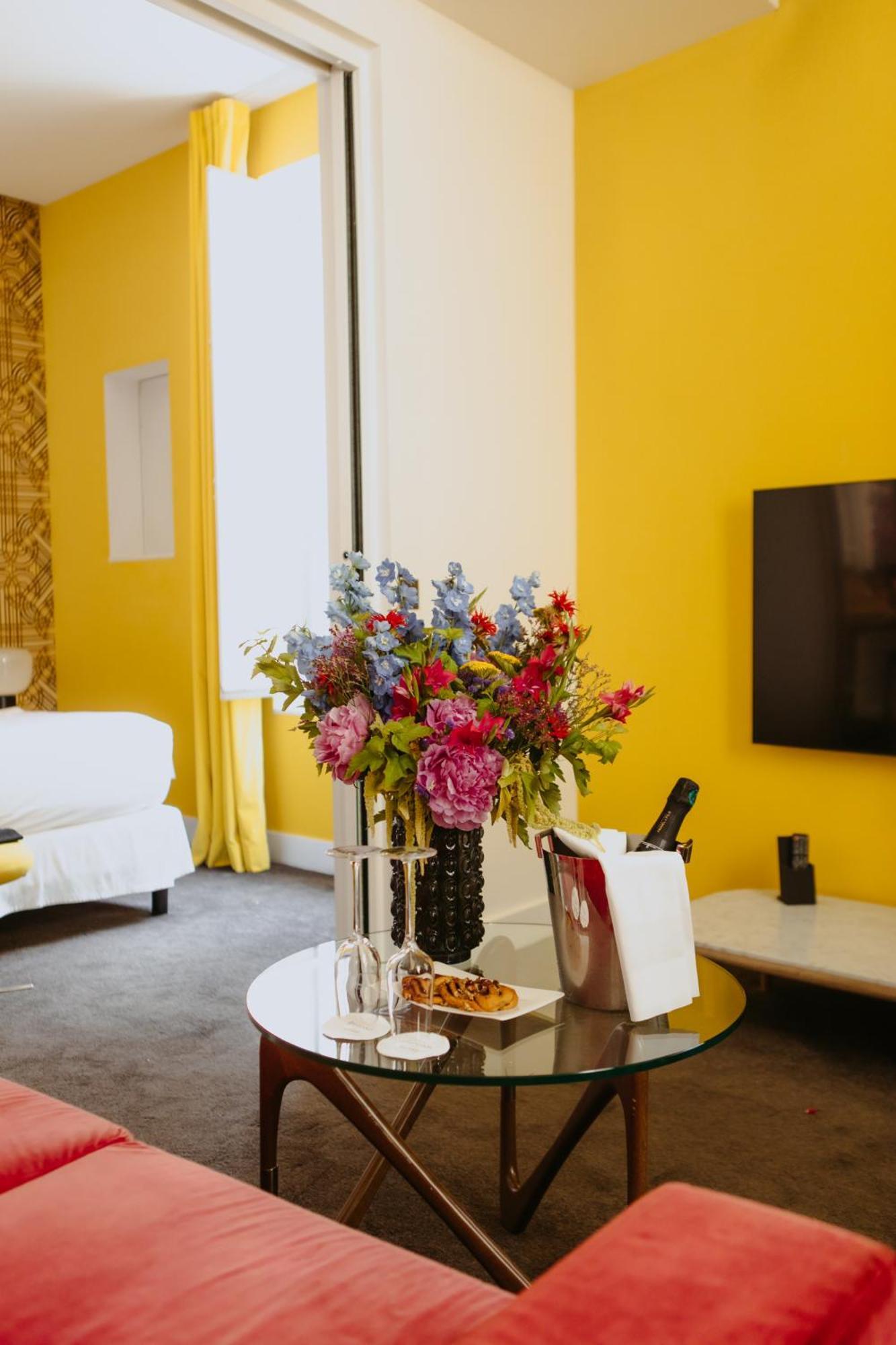 Suite