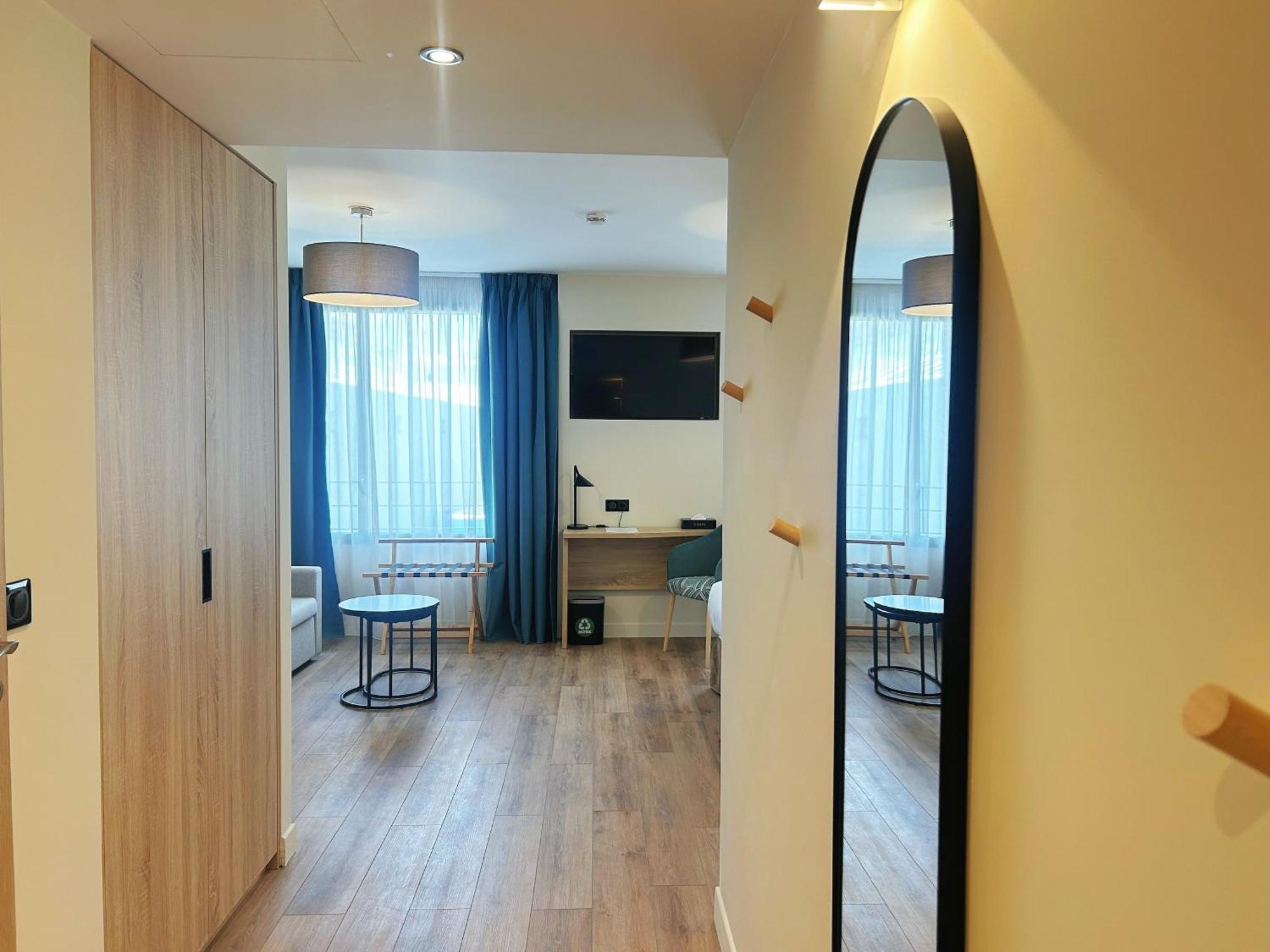 Family Suite,1604032456:JPEG