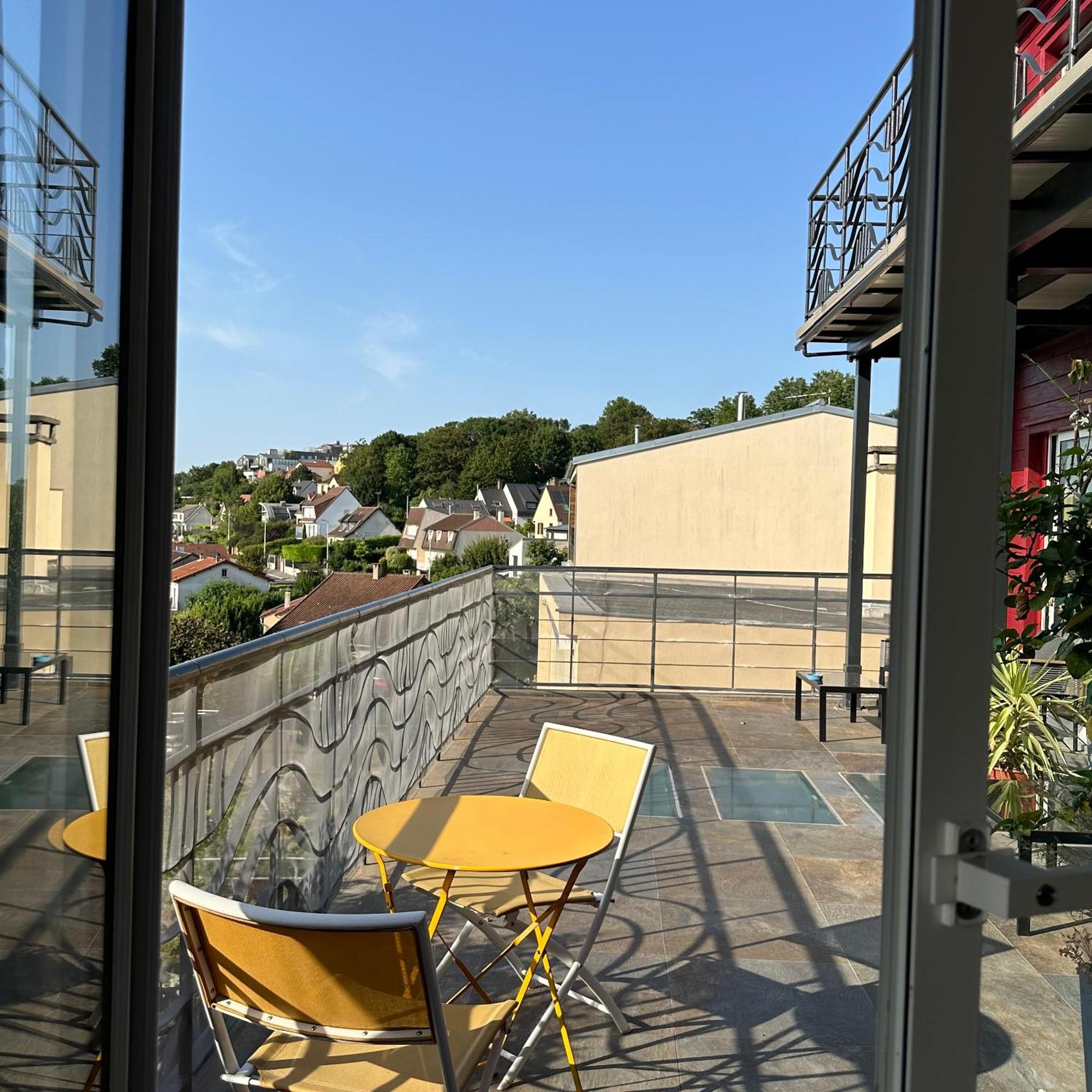 Deluxe Double Room Balcony,1730005523:JPEG