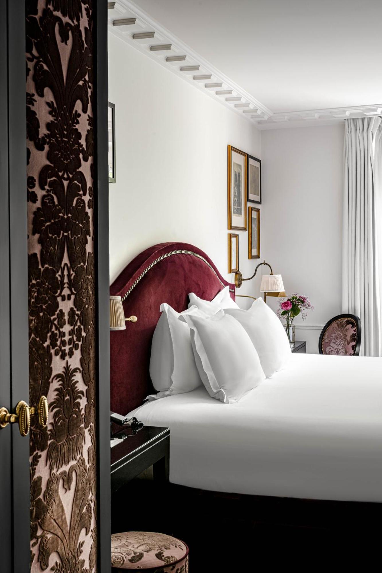 Large Double Room,1625550787:JPEG