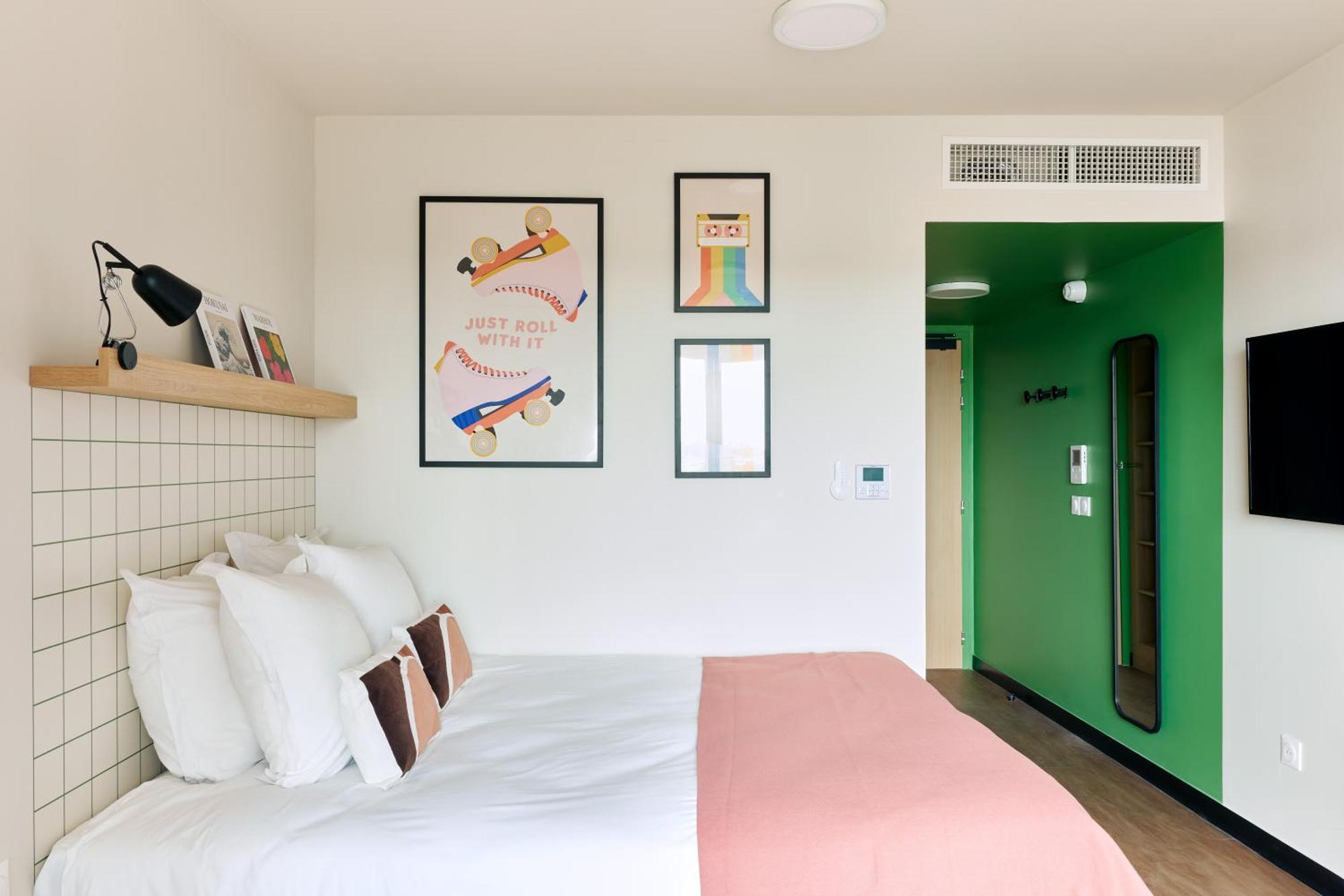 La Room Premium,1637565533:JPEG