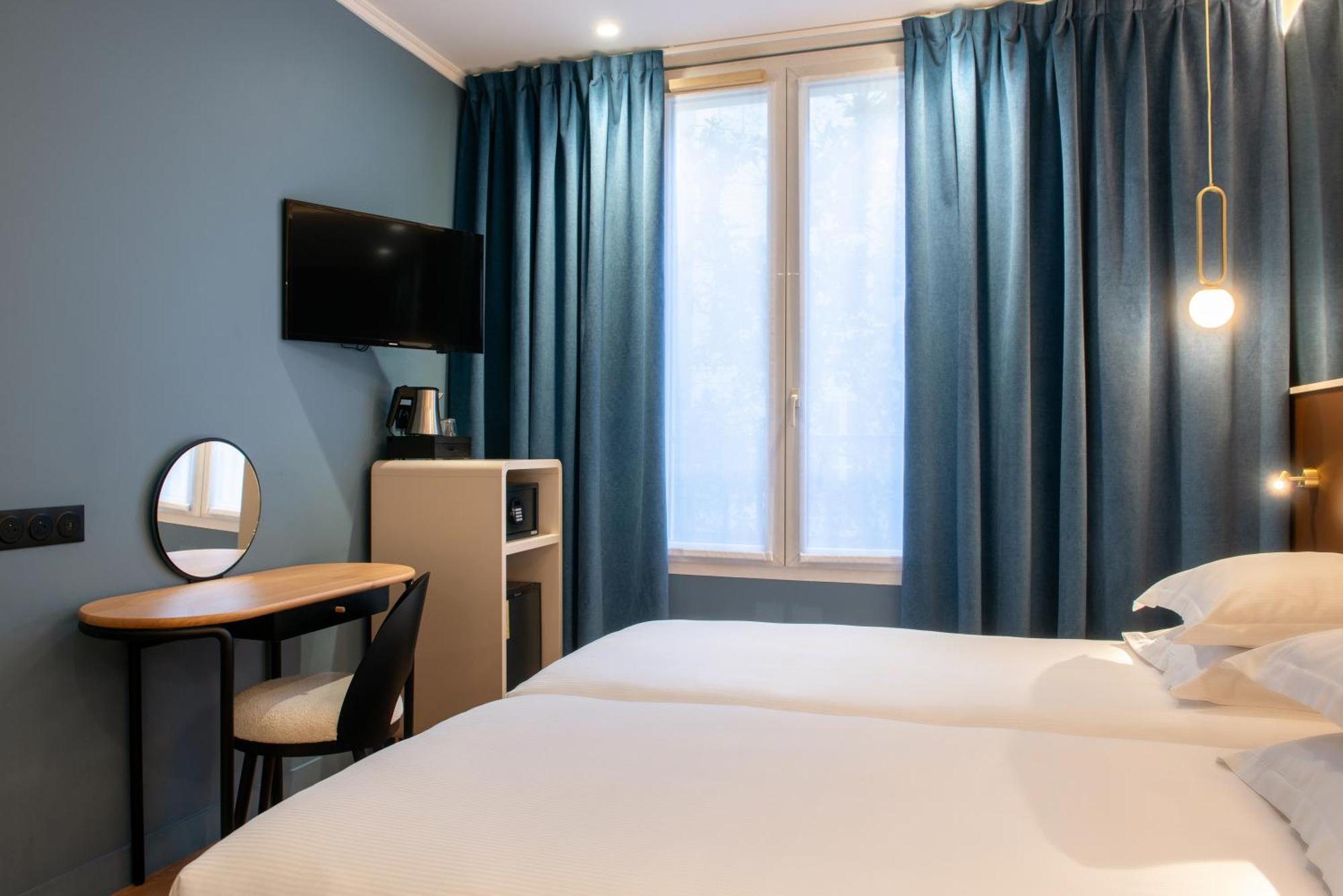 Twin Room,1637715074:JPEG