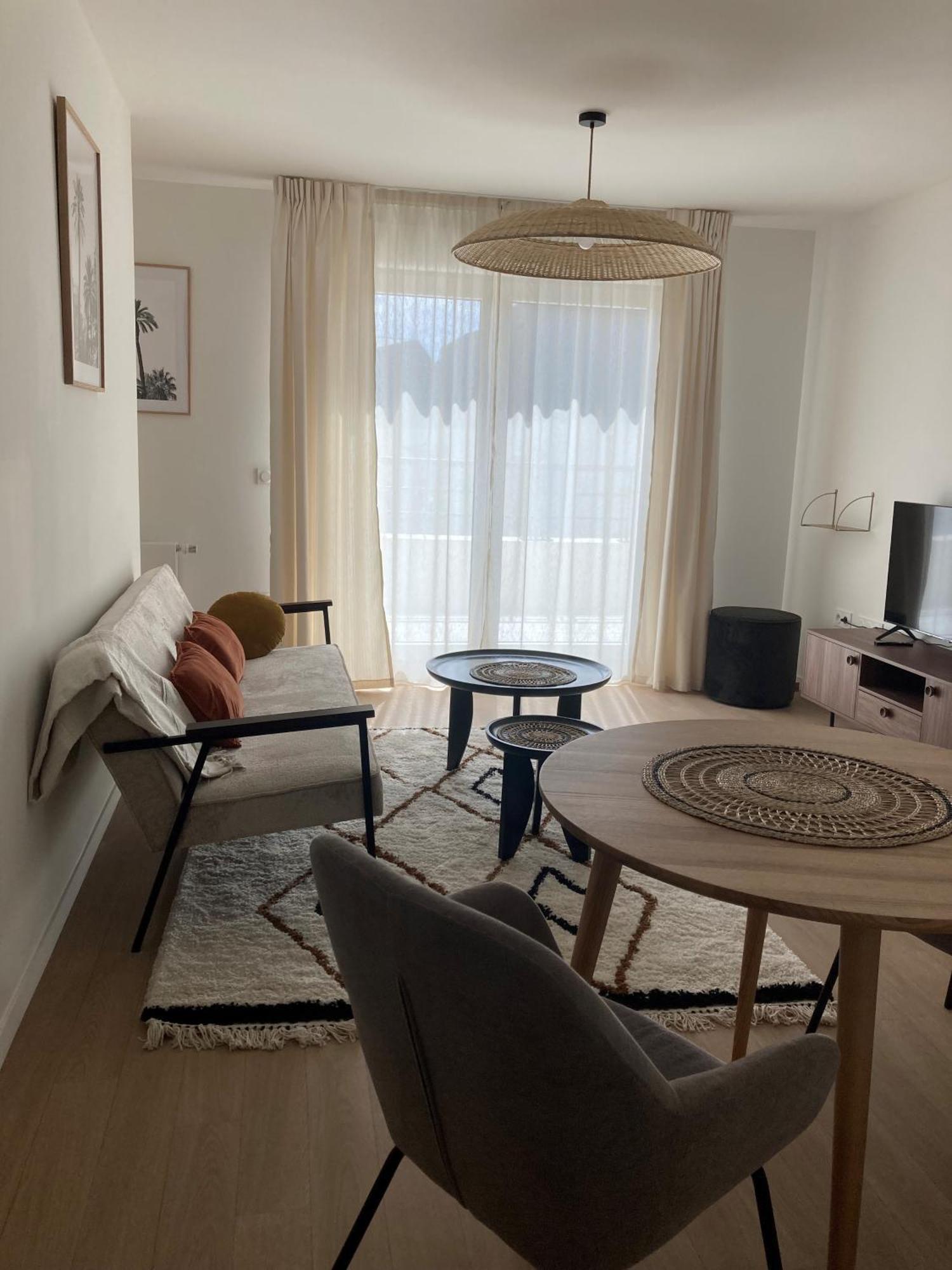 Two-Bedroom Apartment,1639492682:JPEG