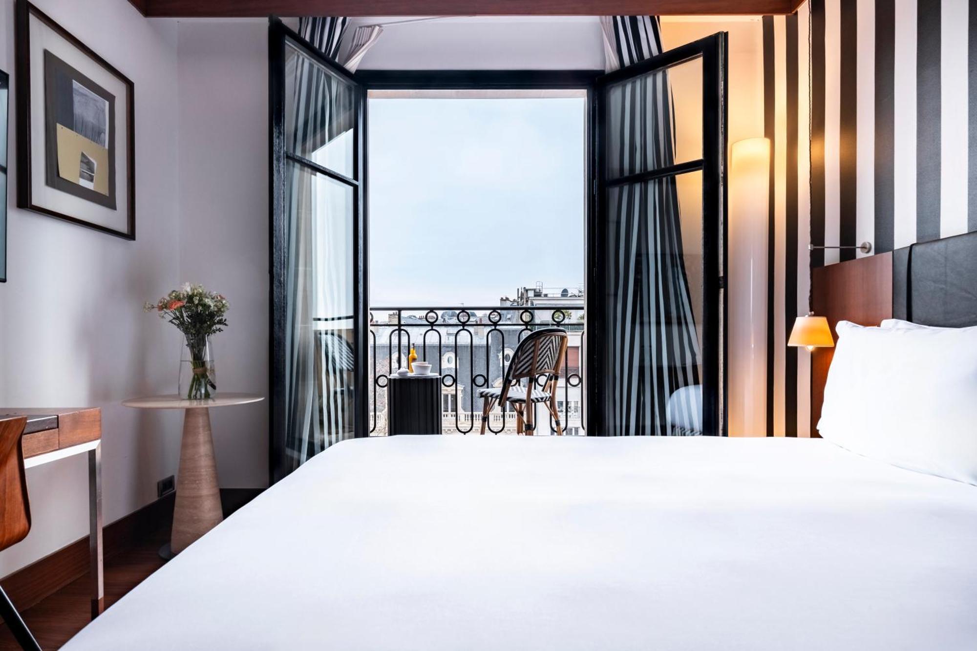 Chambre Prestige - Balcon - Arc De Triomphe