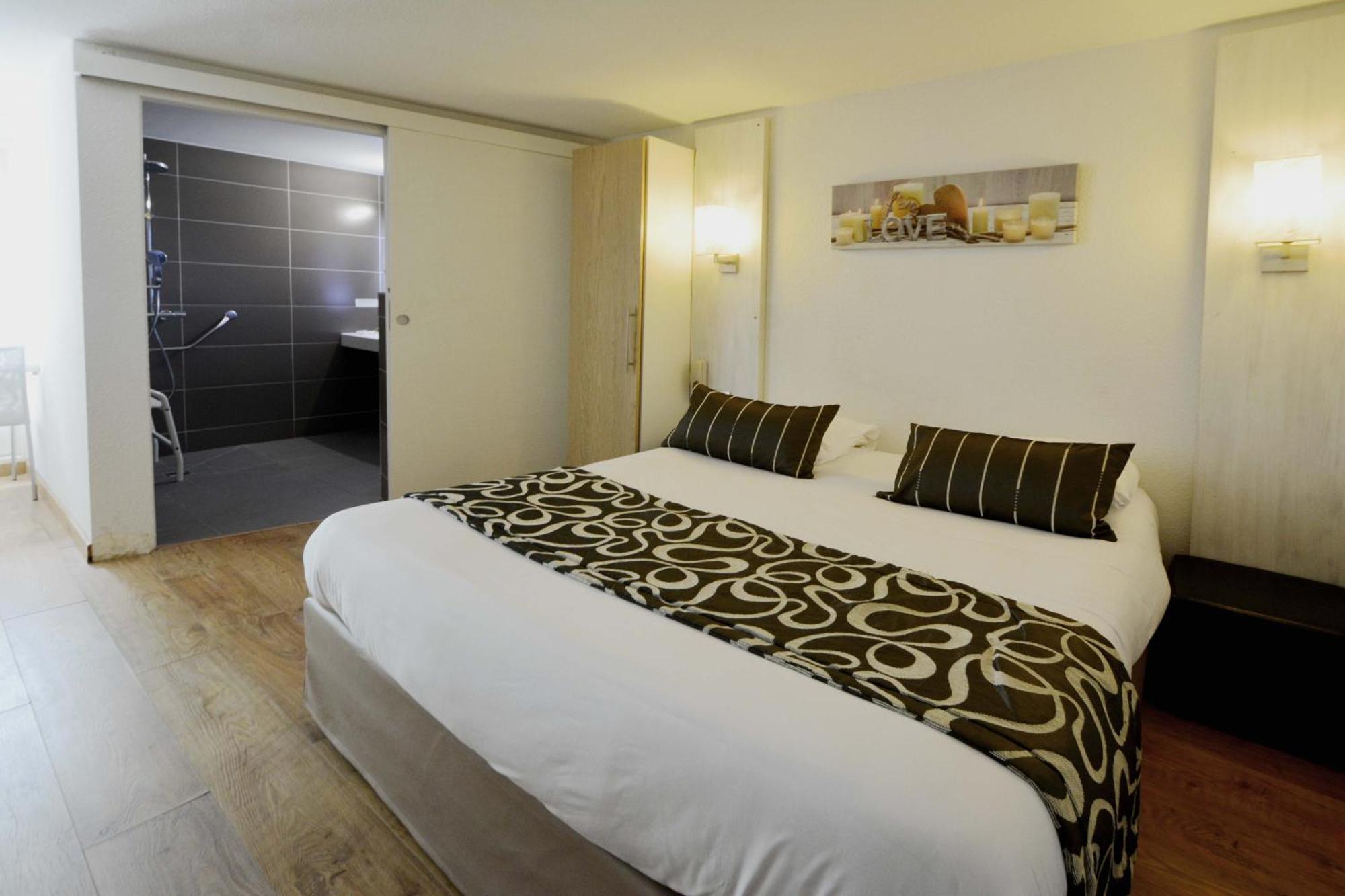 Double Room Disability Access,1651733837:JPEG
