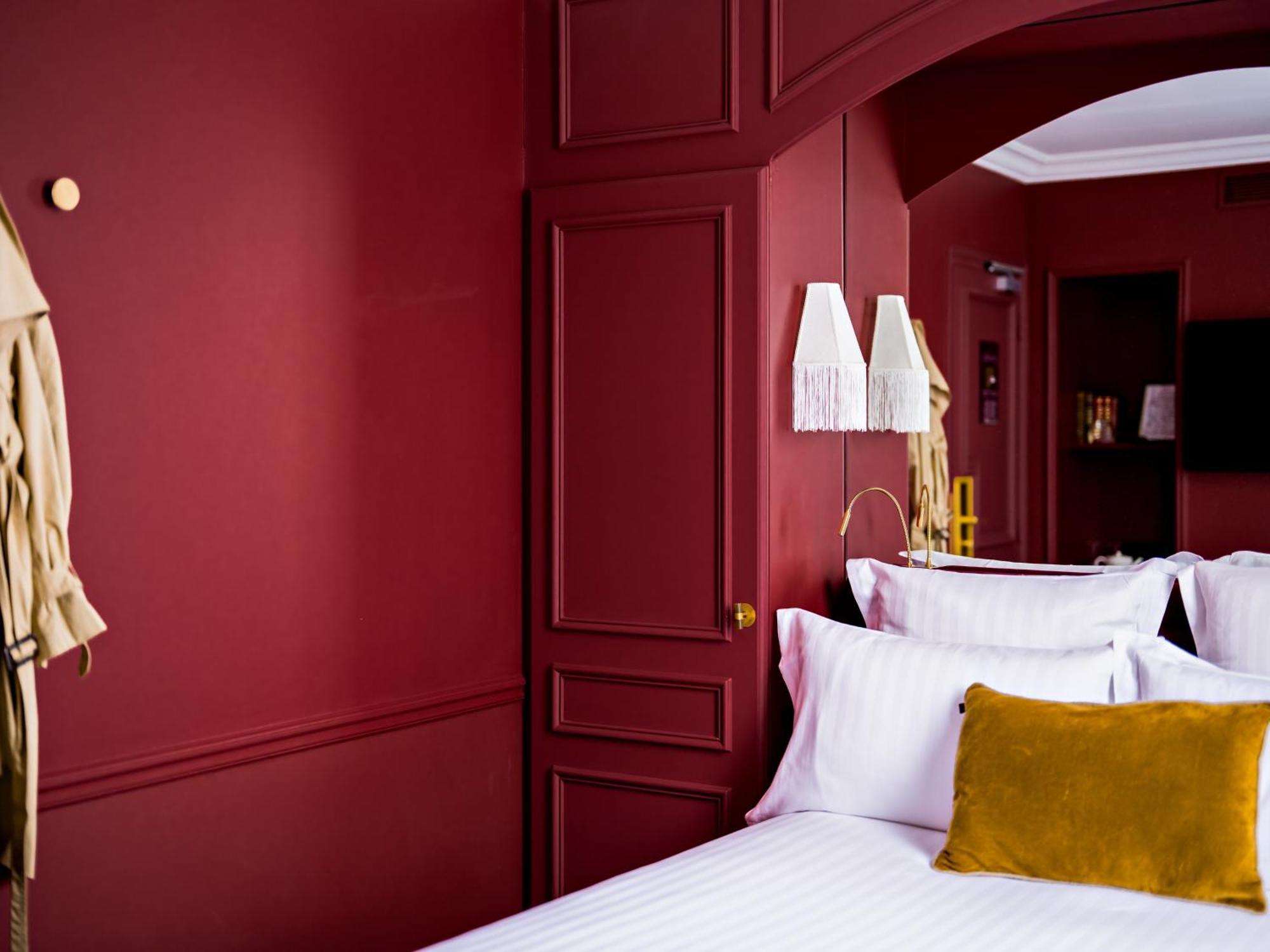 Renovated Cocoon Room Courtyard View