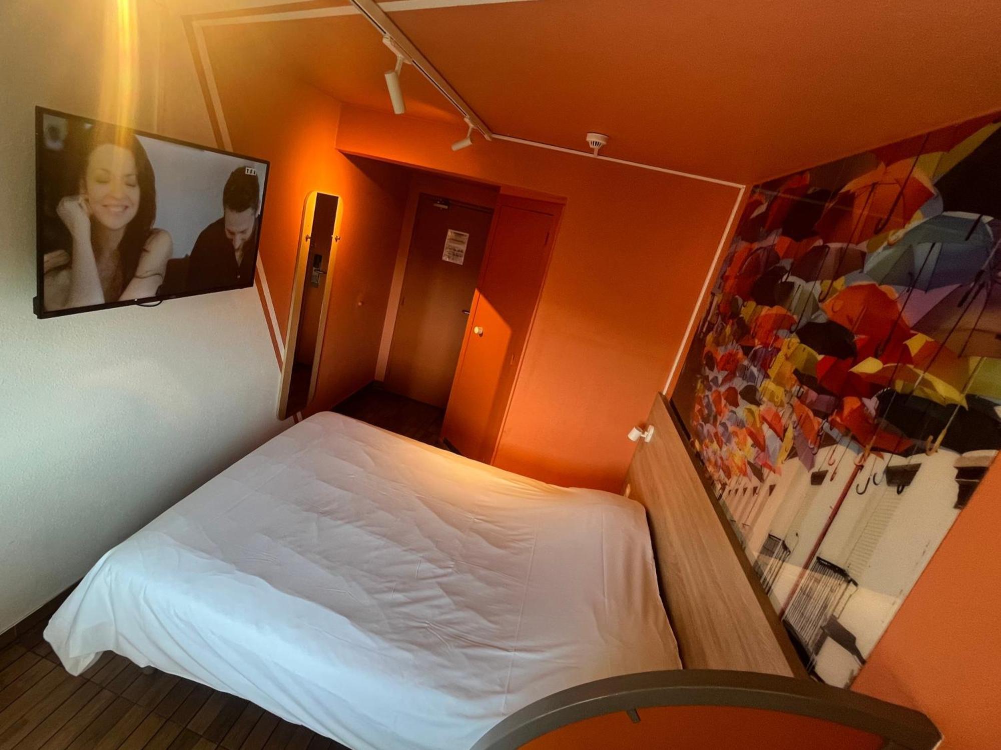 Double Room,1661118396:JPEG