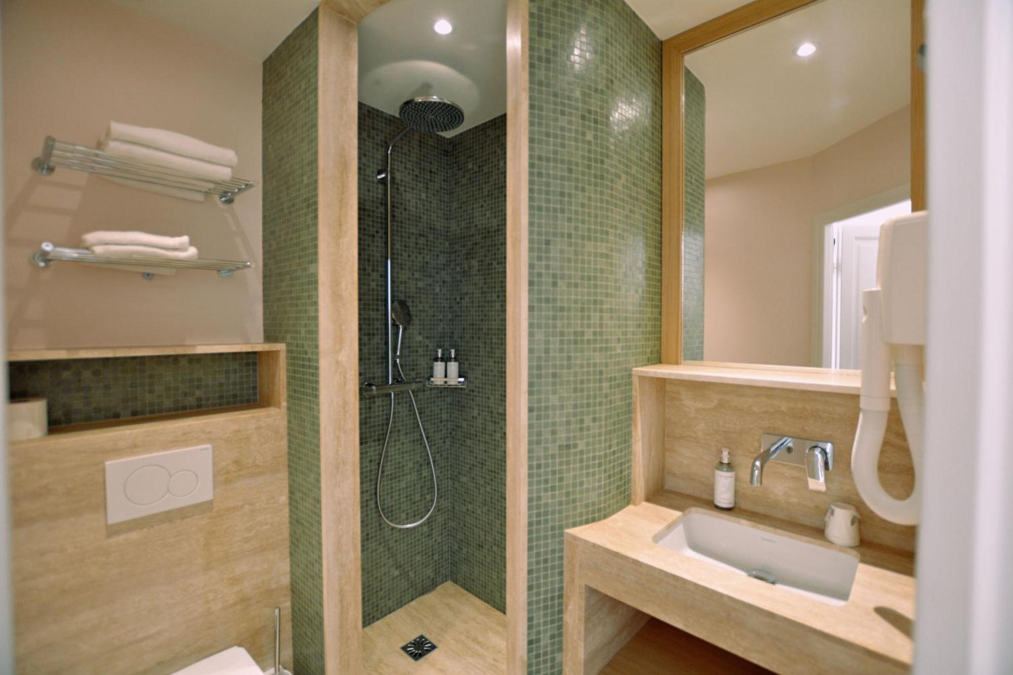 Single Room Superior