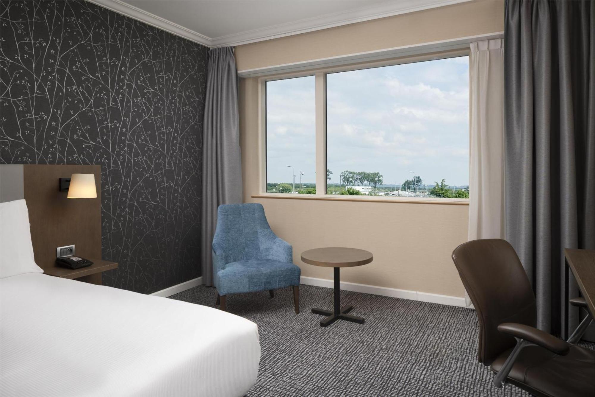 King Guest Room,1672564874:JPEG