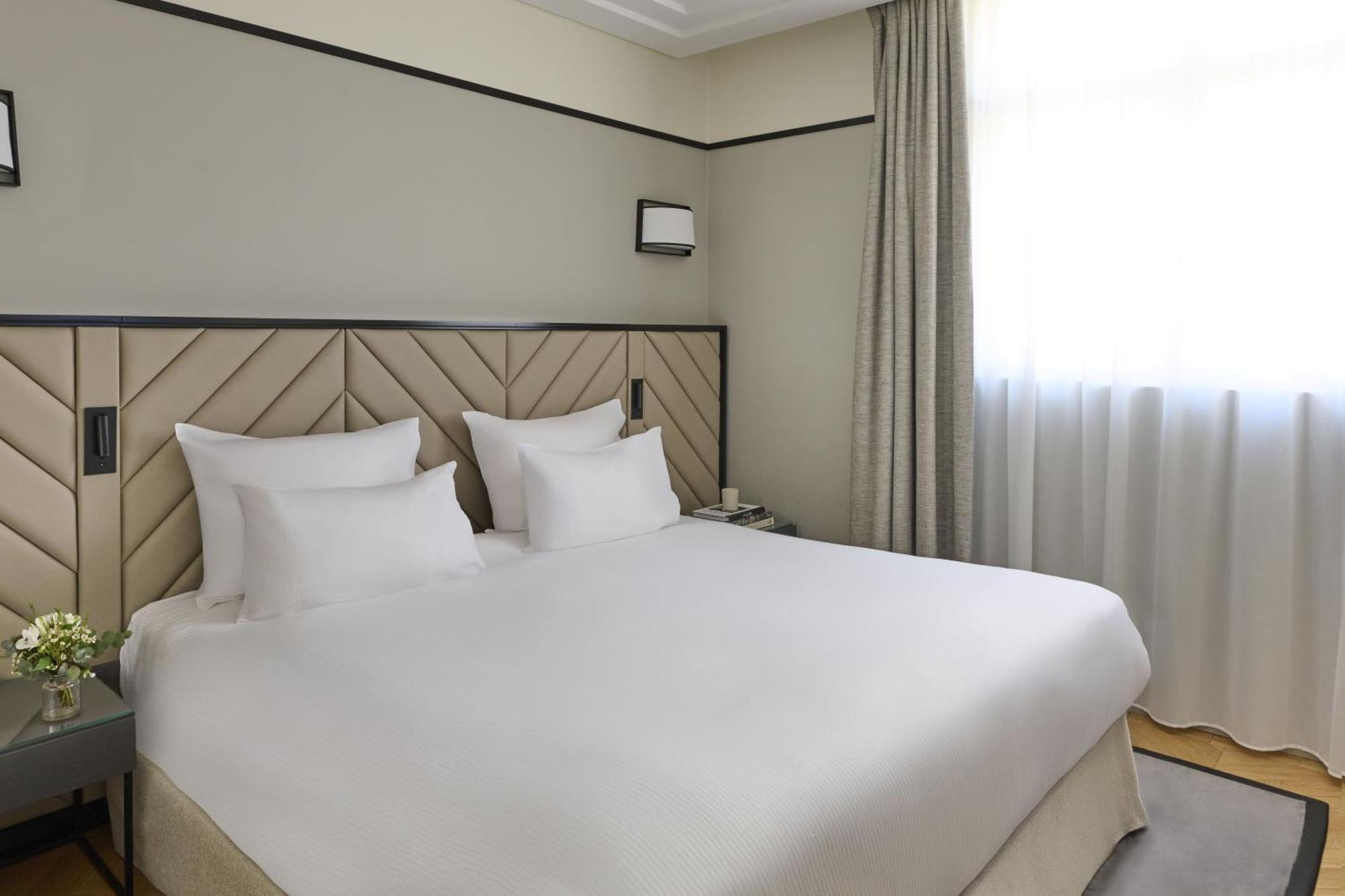 One Bedroom Premier Suite