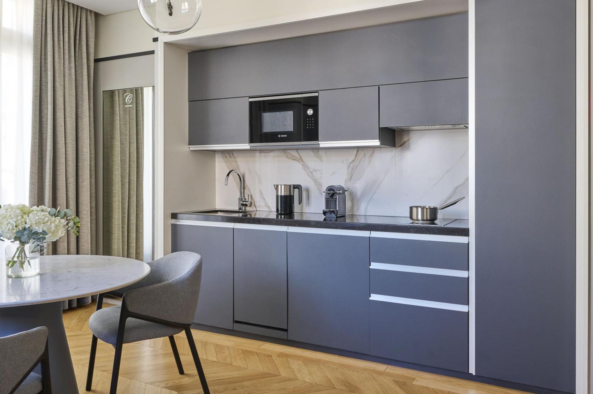 One Bedroom Premier Suite