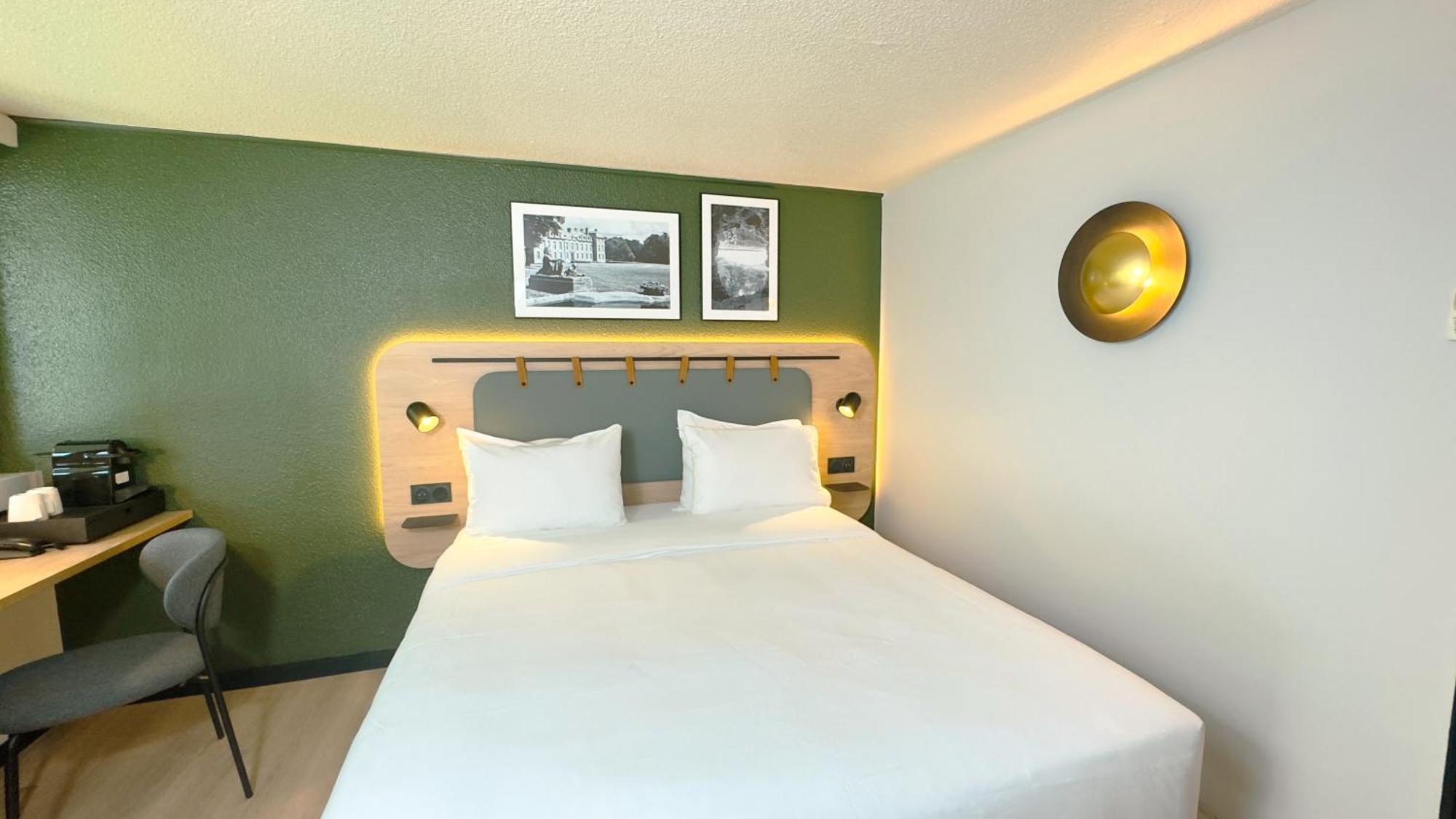 Superior Queen Room,1694530590:JPEG